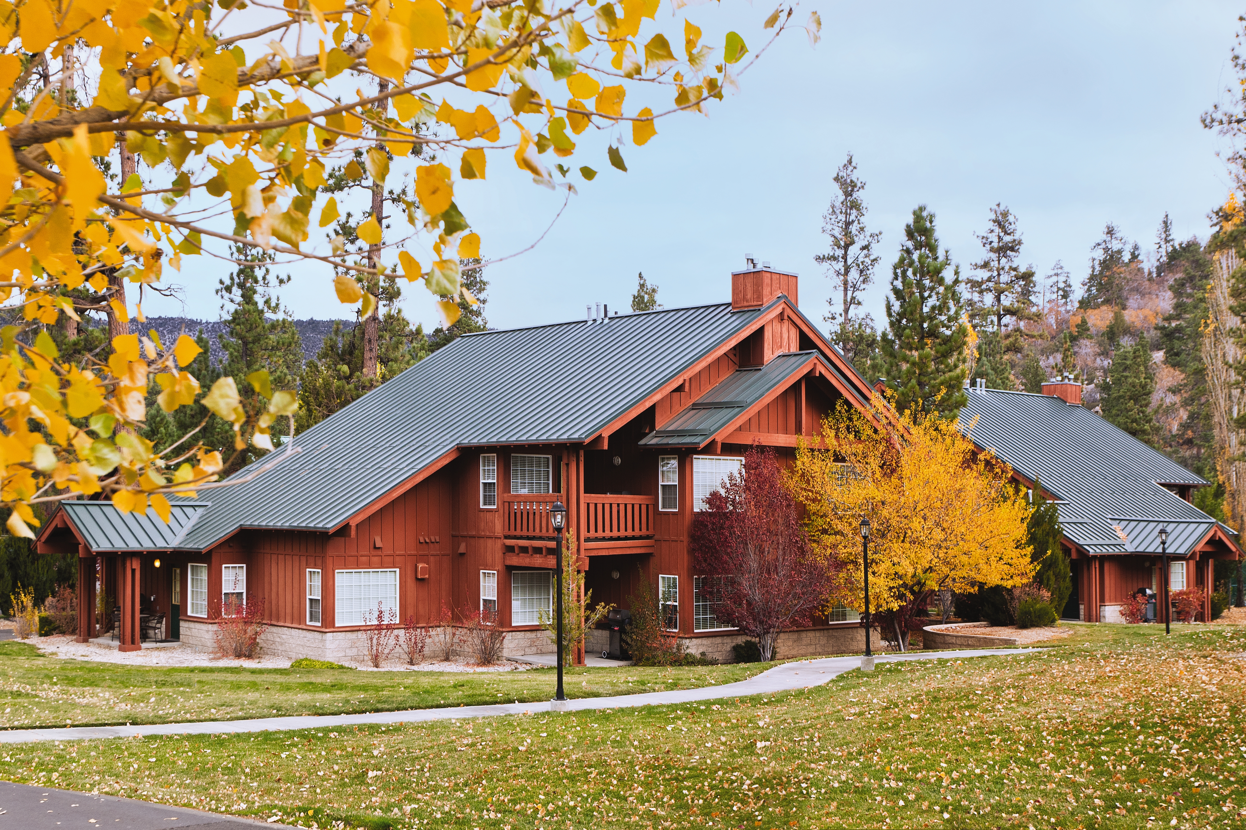 Exterior Day Image of WorldMark Big Bear Lake hotel in Big Bear Lake, California