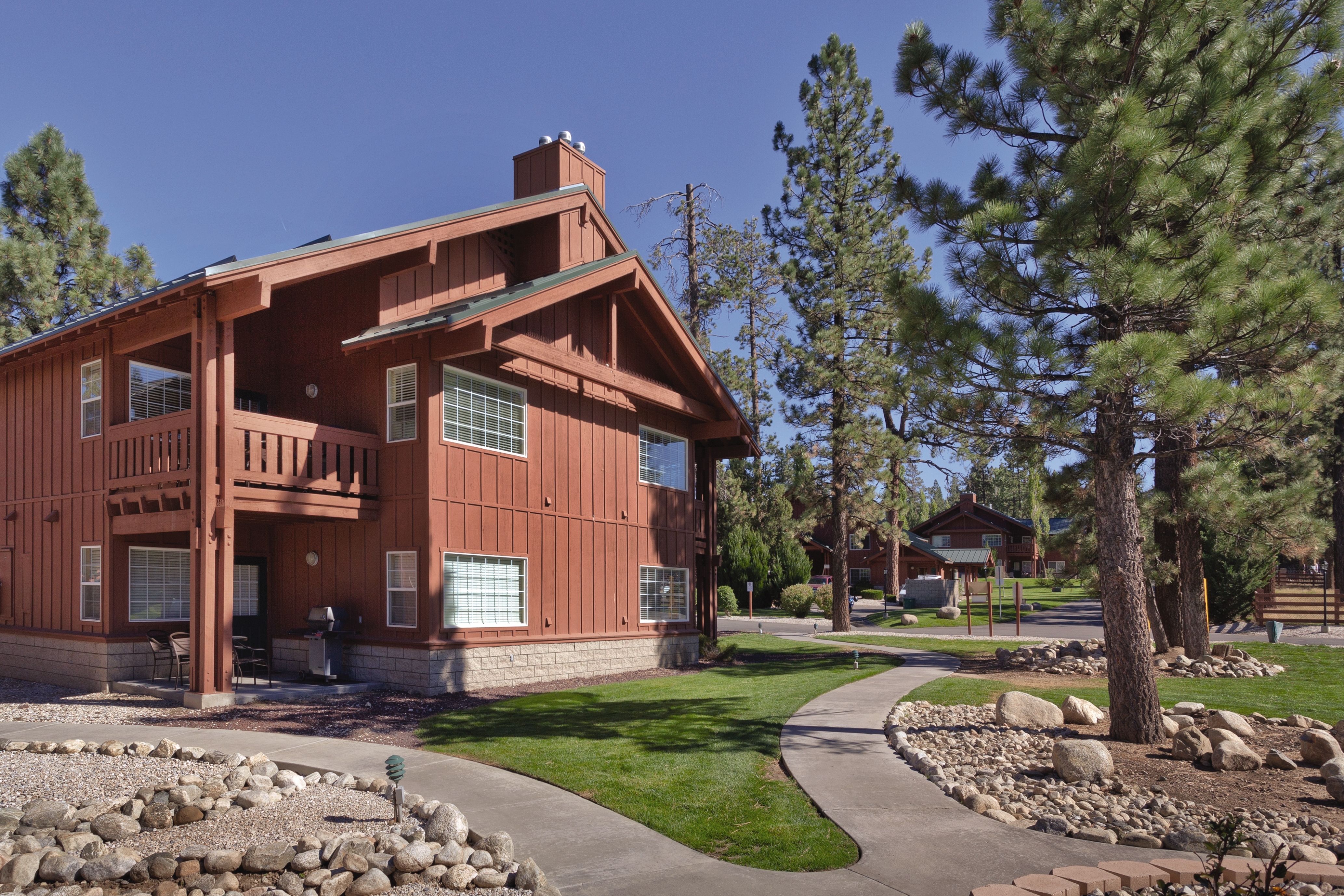 Exterior Day Image of WorldMark Big Bear Lake hotel in Big Bear Lake, California