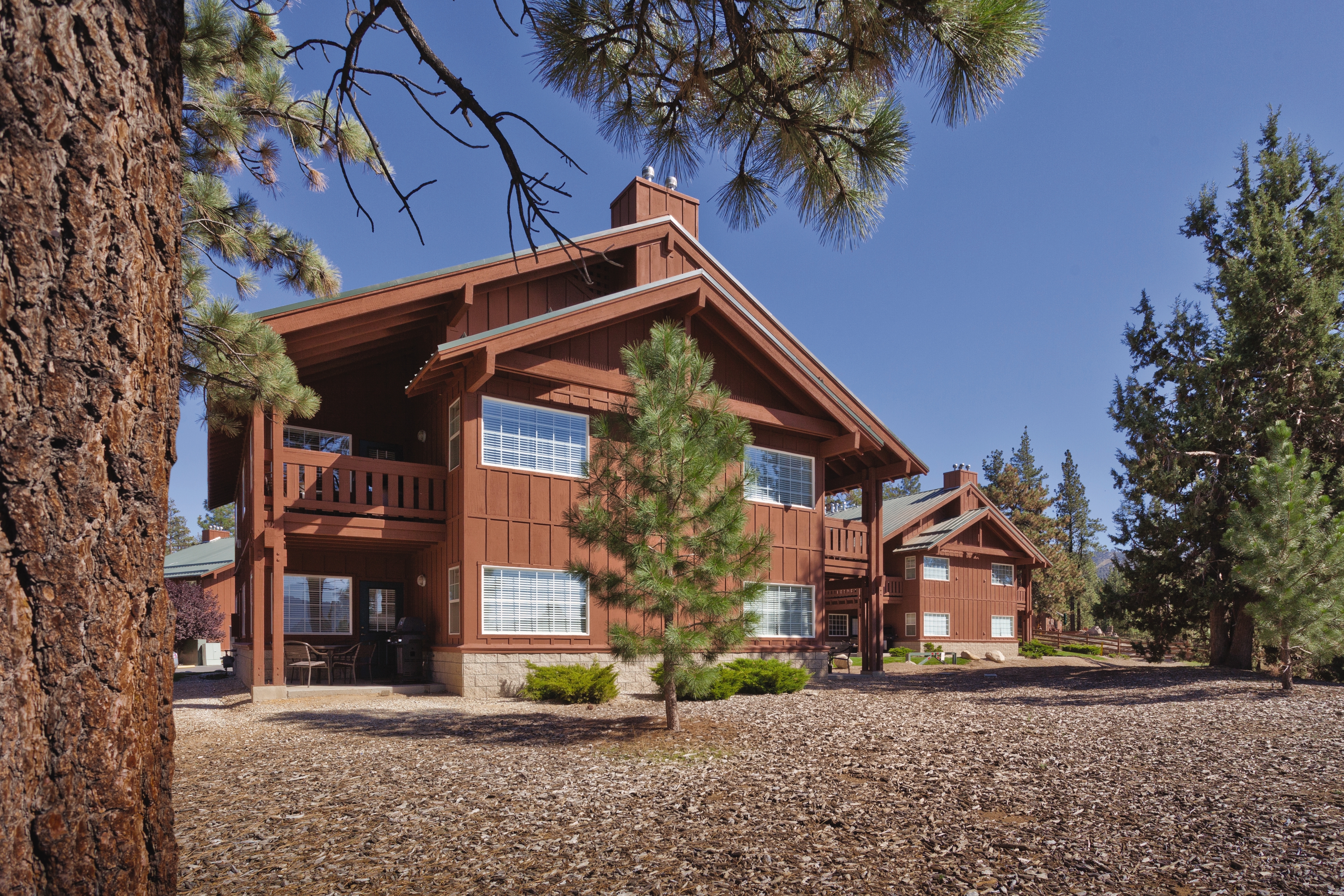 Exterior Day Image of WorldMark Big Bear Lake hotel in Big Bear Lake, California