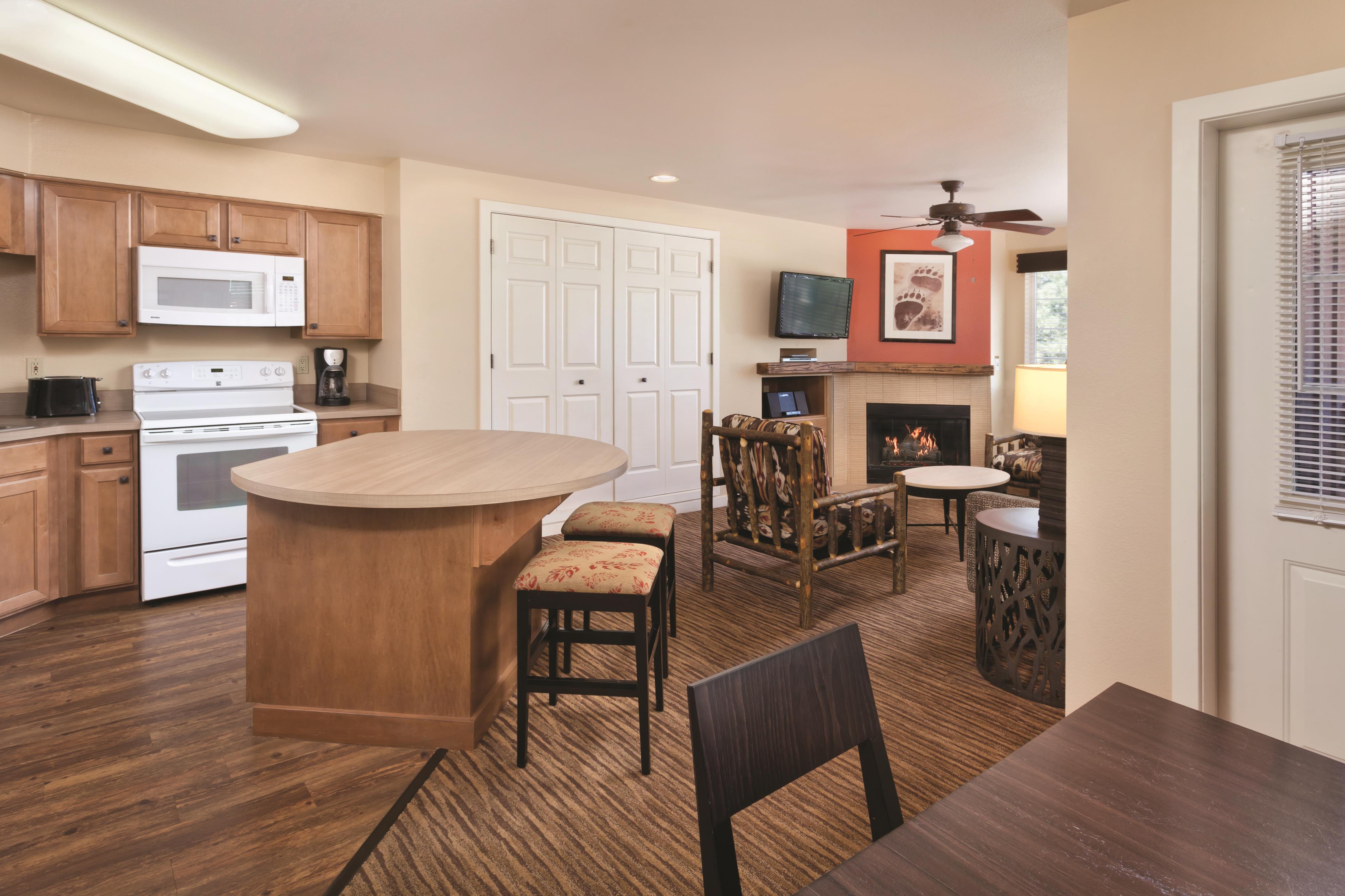 Guest room feature at the WorldMark Big Bear Lake in Big Bear Lake, California