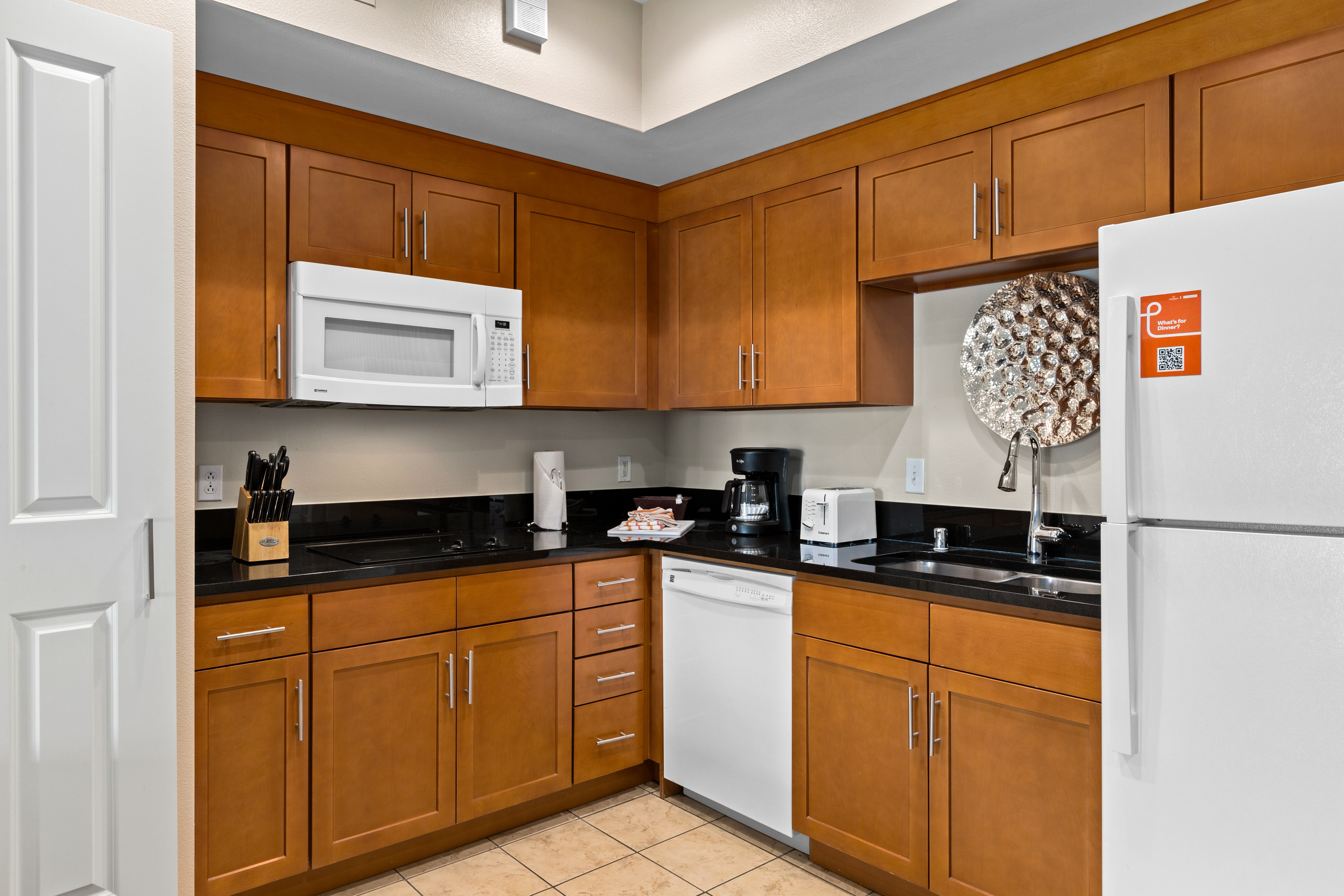 Guest room at the WorldMark Indio in Indio, California