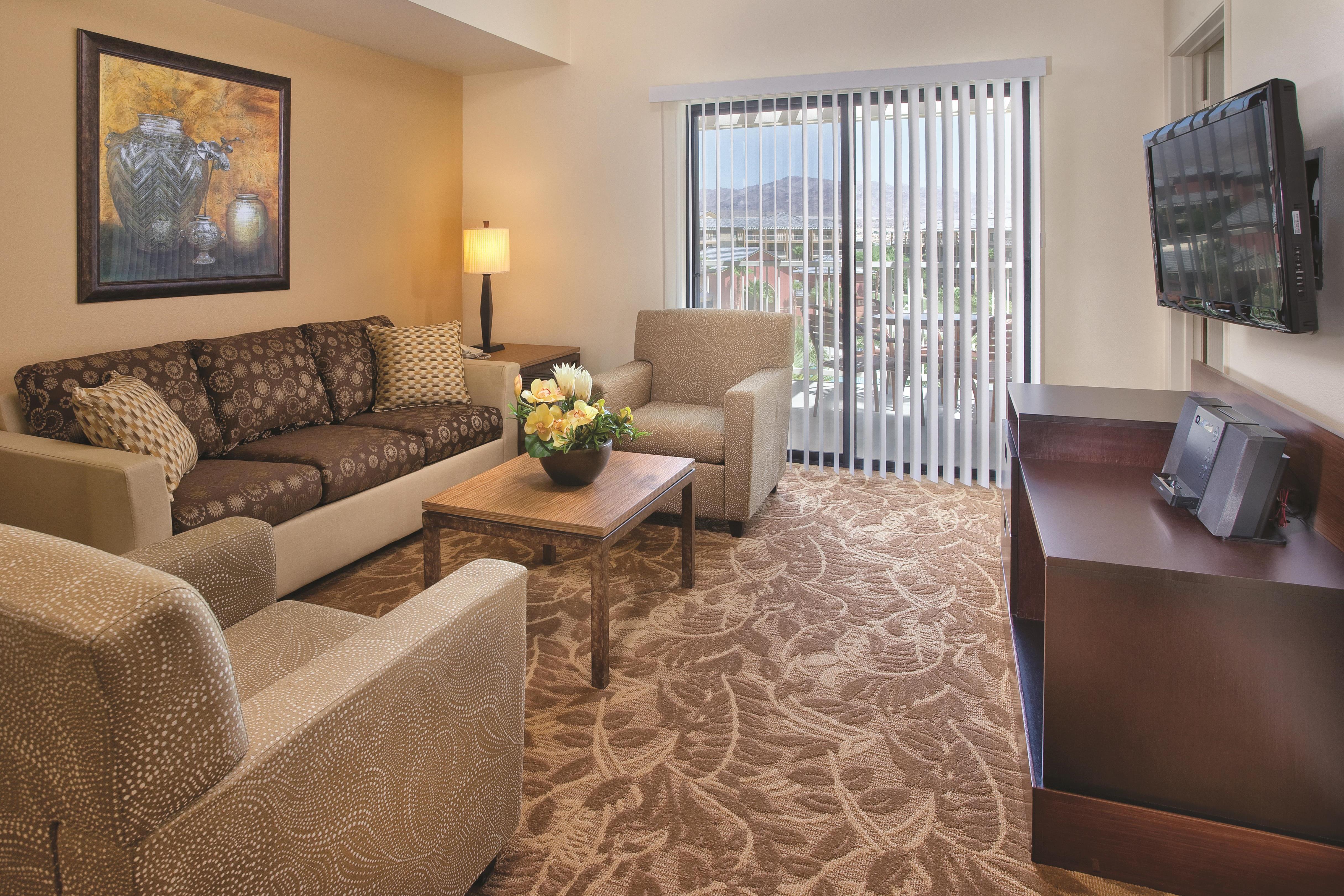 Guest room at the WorldMark Indio in Indio, California