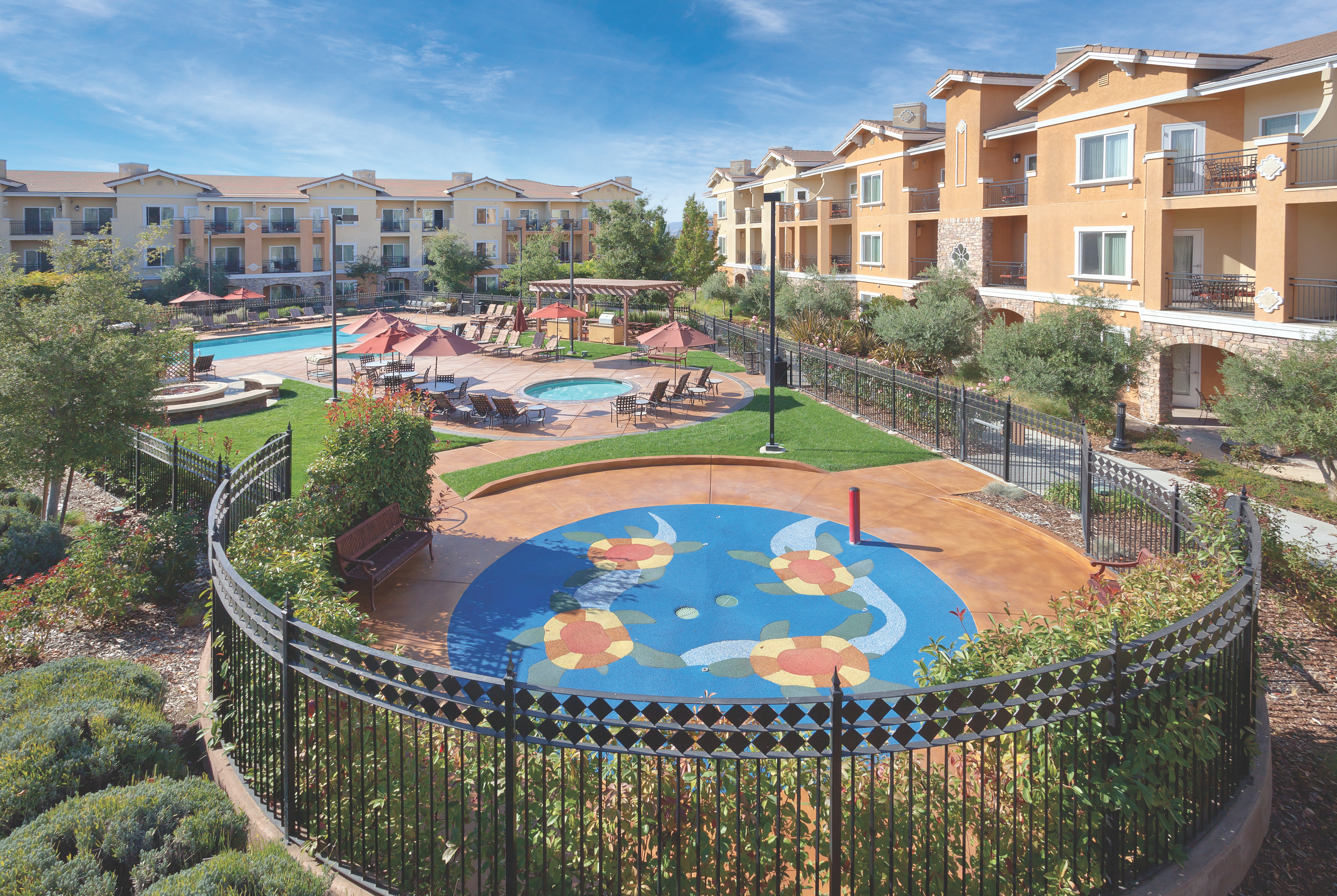 Exterior Day Image of Vino Bello Resort hotel in Napa, California