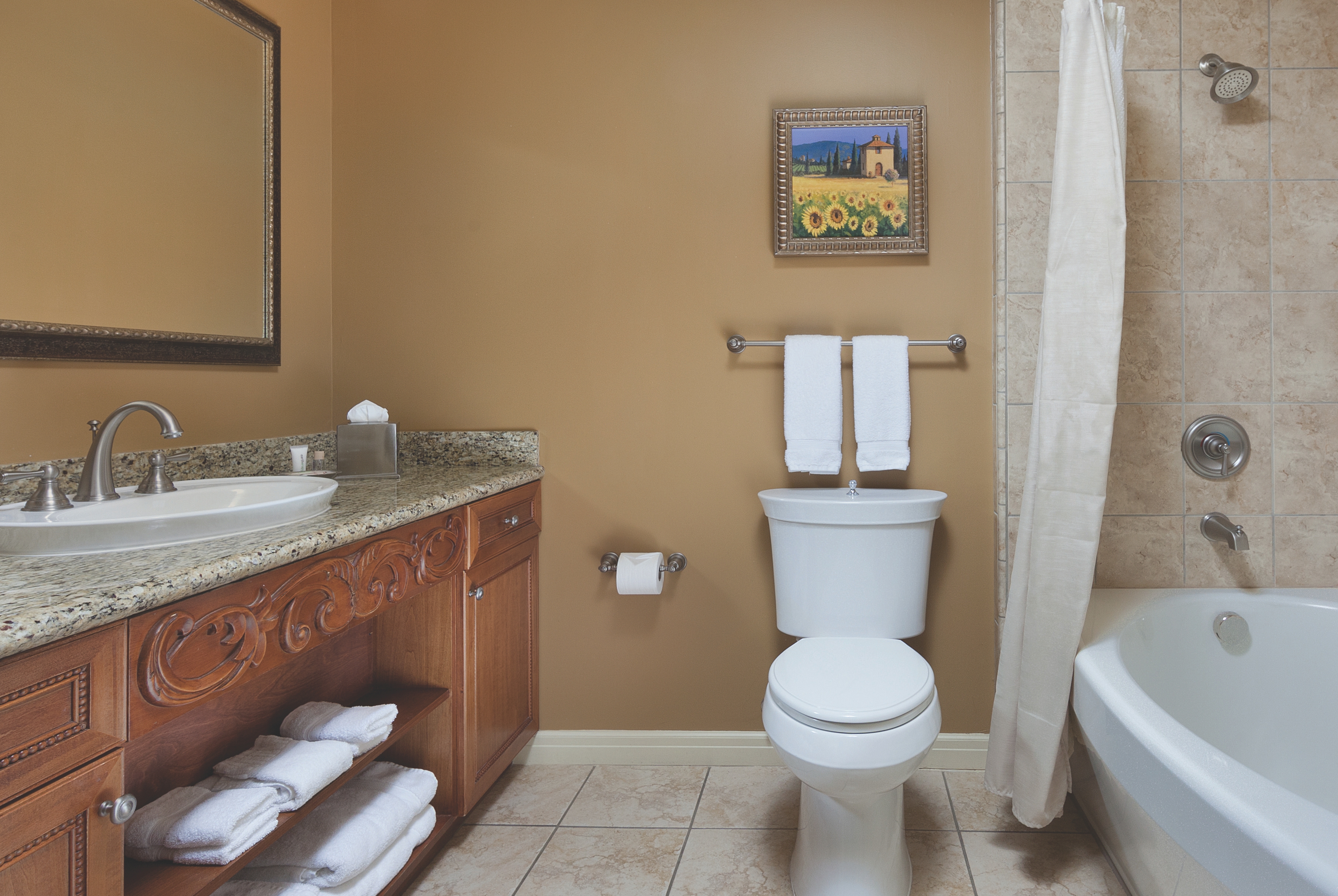 Guest room bath at the Vino Bello Resort in Napa, California