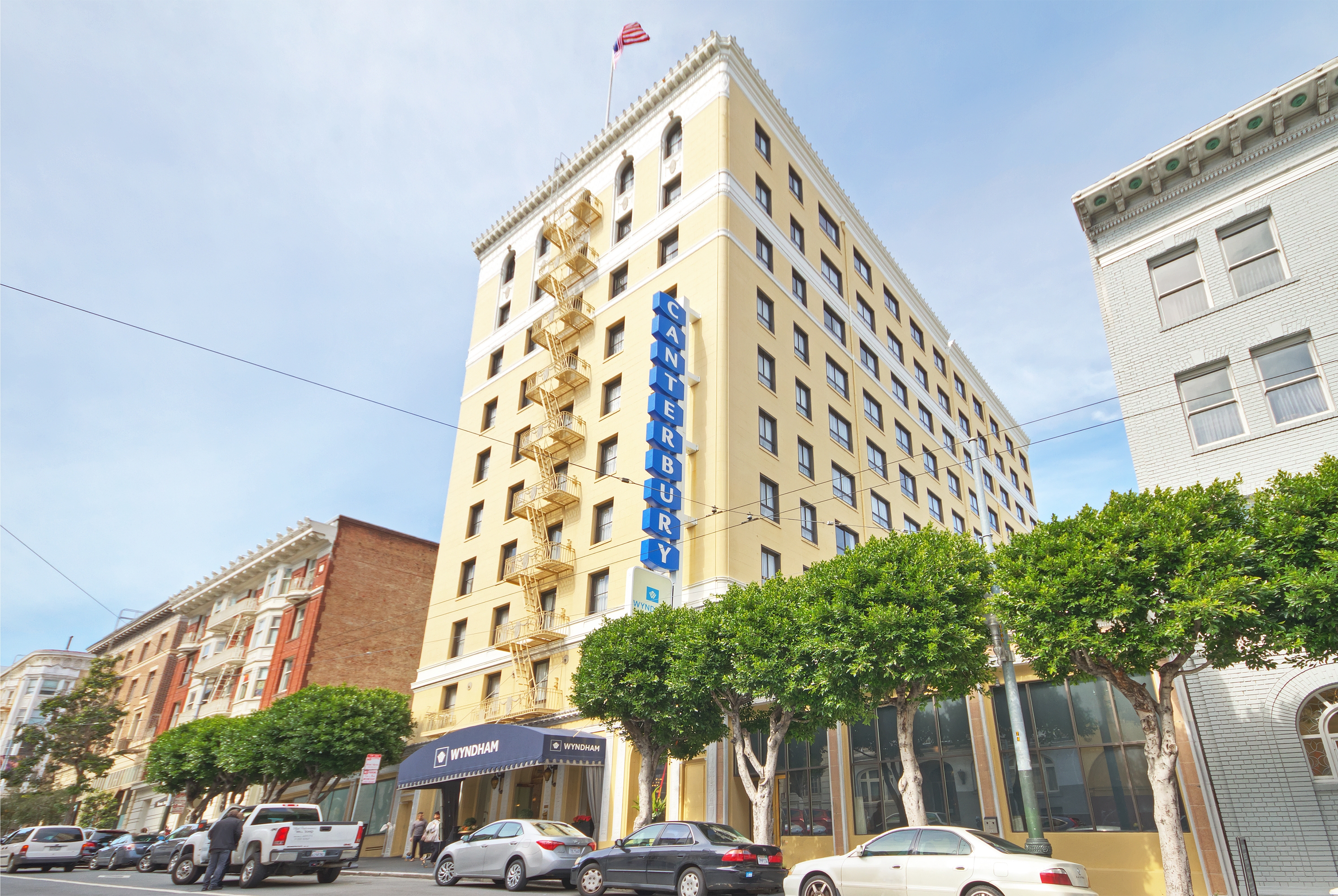 Front Exterior Image of Club Wyndham Canterbury hotel in San Francisco, California
