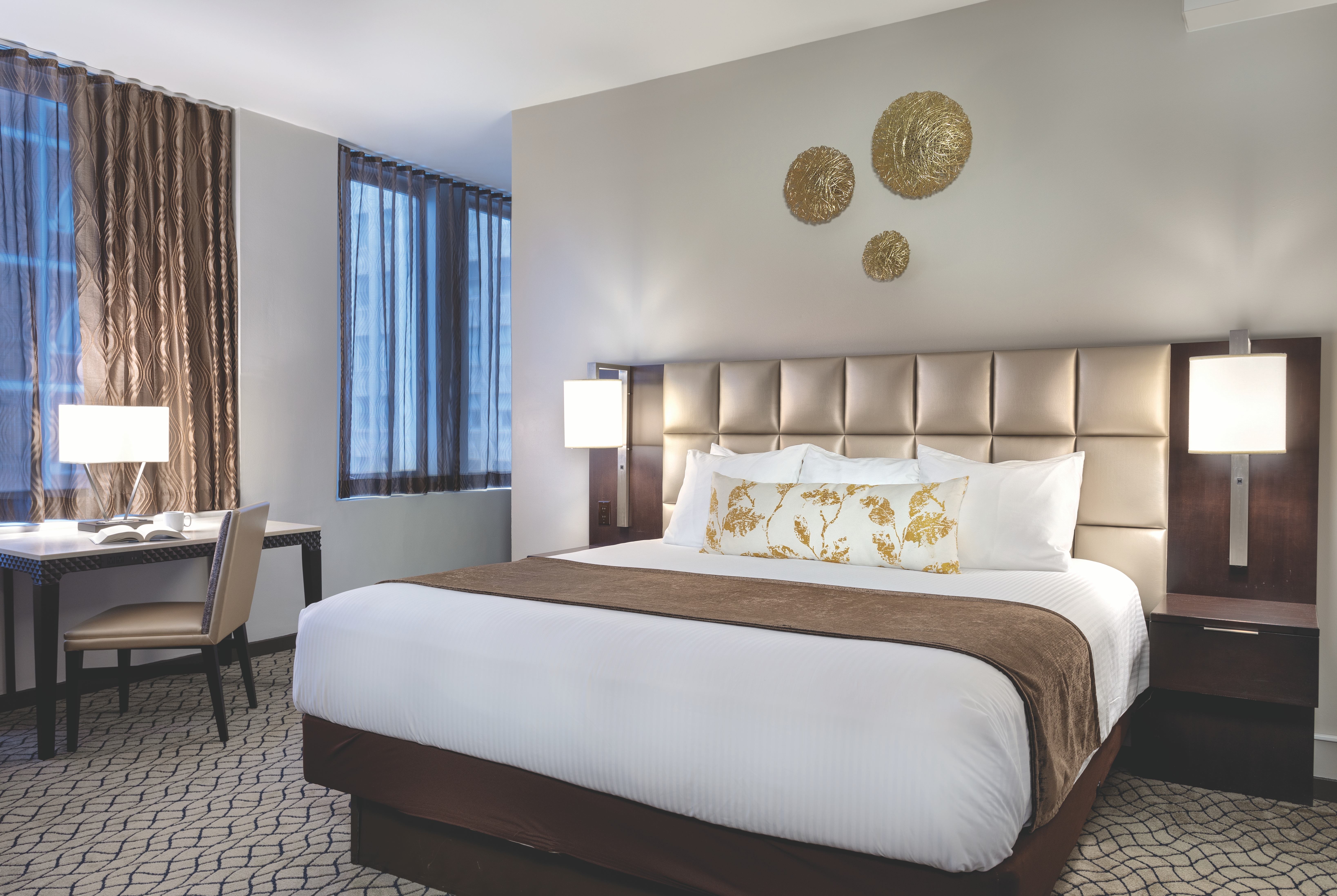 Guest room at the The Donatello in San Francisco, California