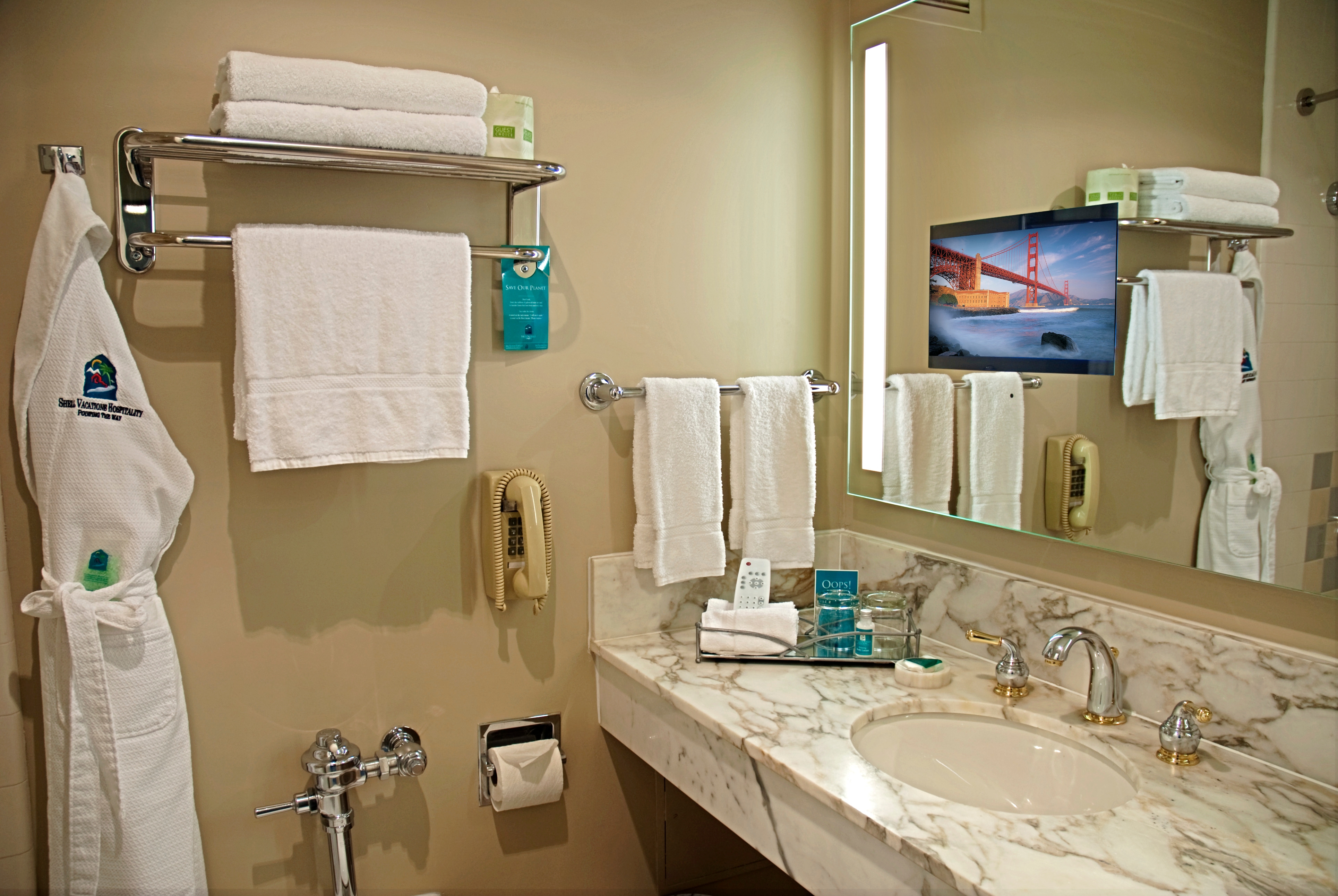 Guest room bath at the The Donatello in San Francisco, California