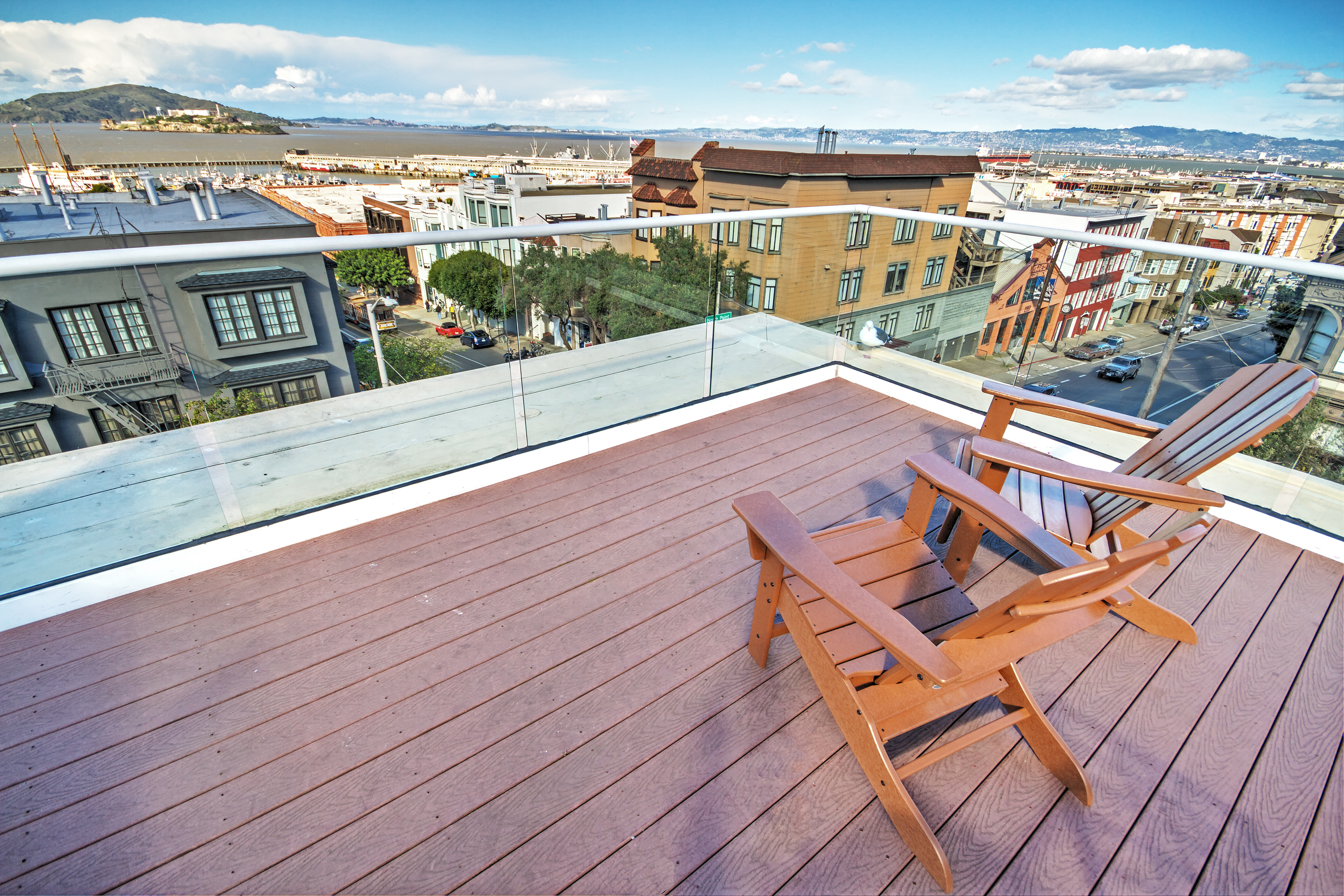 Courtyard at Suites at Fisherman's Wharf in San Francisco, California