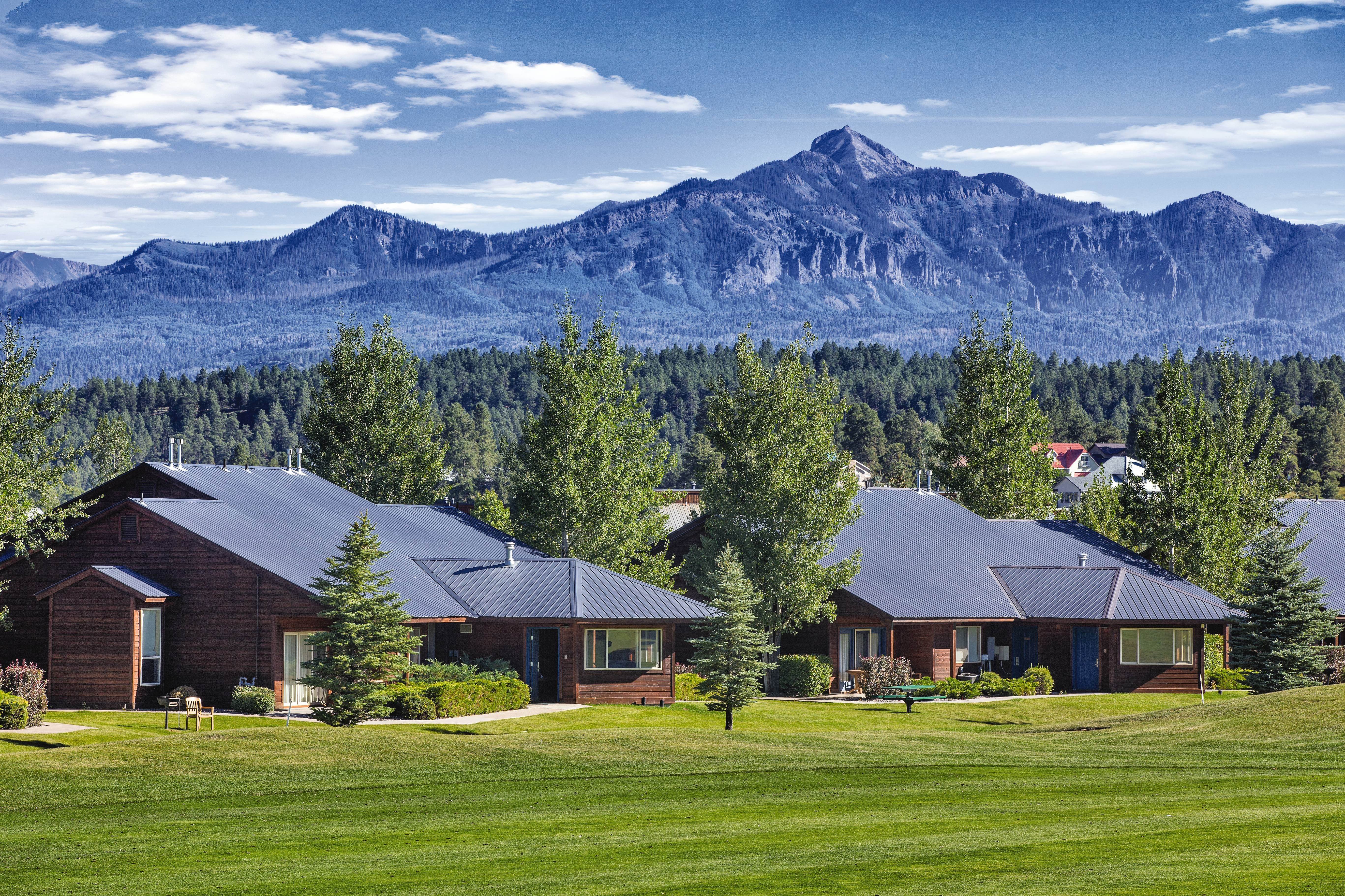Exterior of Club Wyndham Pagosa hotel in Pagosa Springs, Colorado