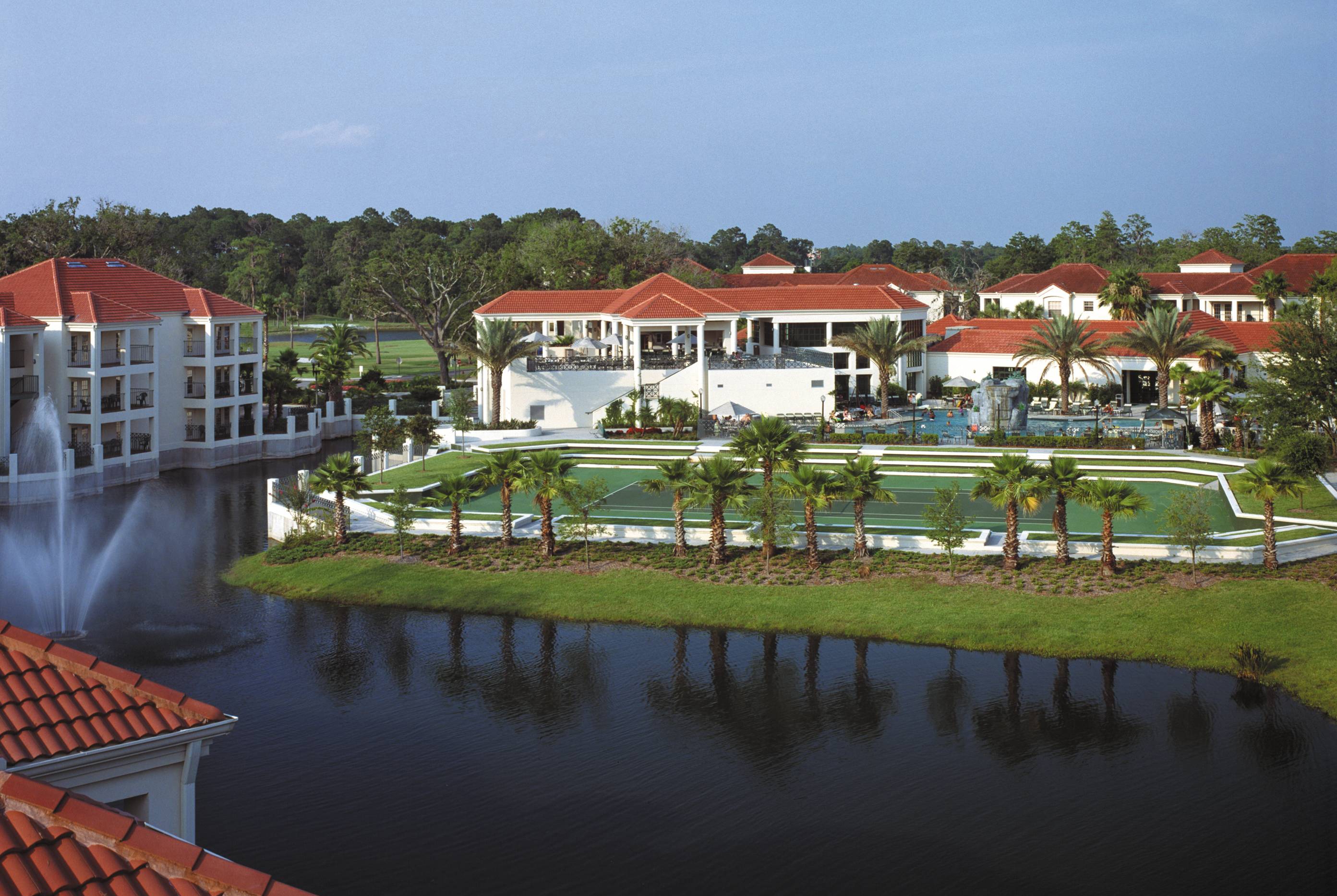Exterior Day Image of Club Wyndham Star Island hotel in Kissimmee, Florida