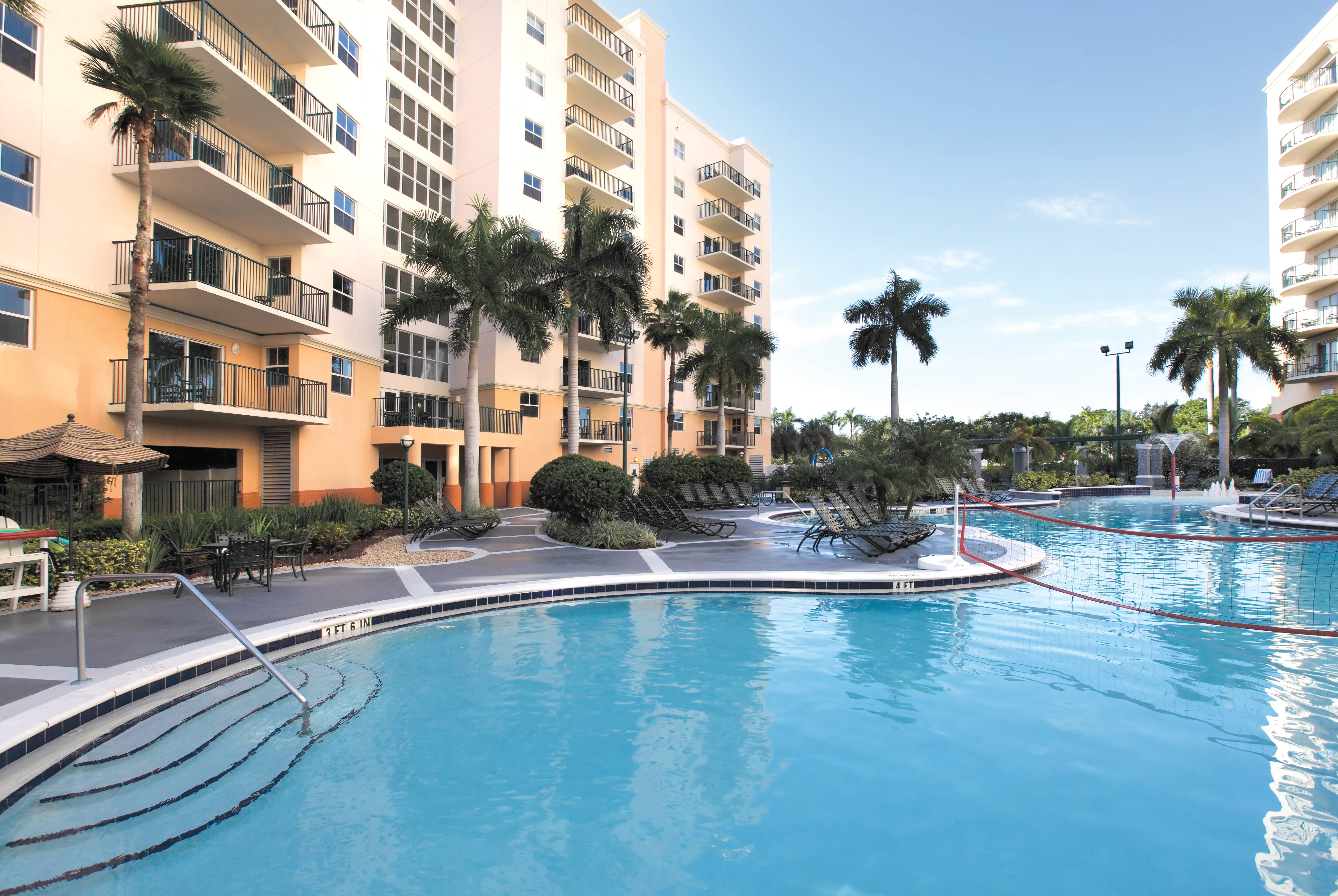 Pool daytime image at the Club Wyndham Palm-Aire in North Pompano Beach, Florida