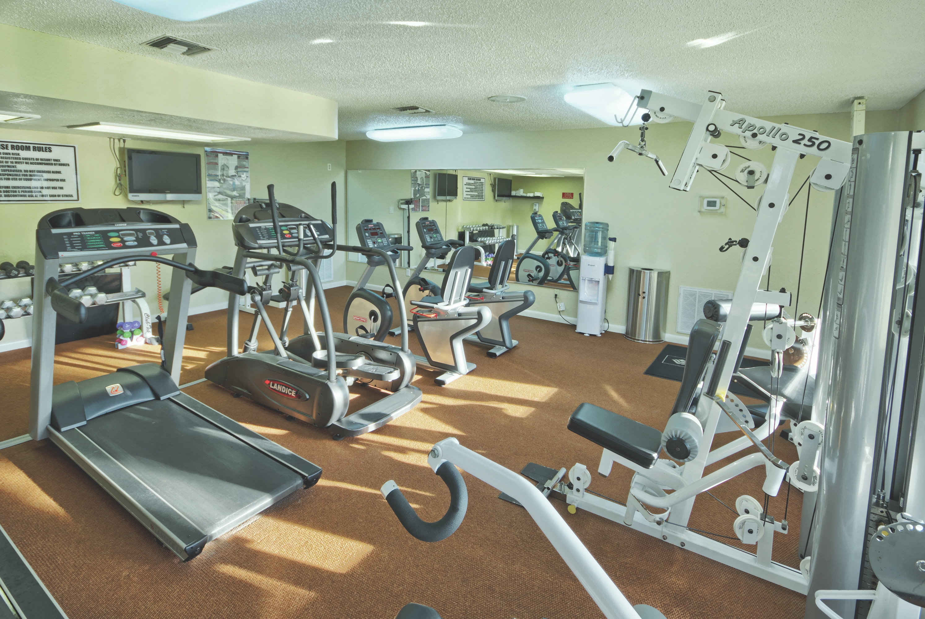 Fitness room at Club Wyndham Orlando International in Orlando, Florida