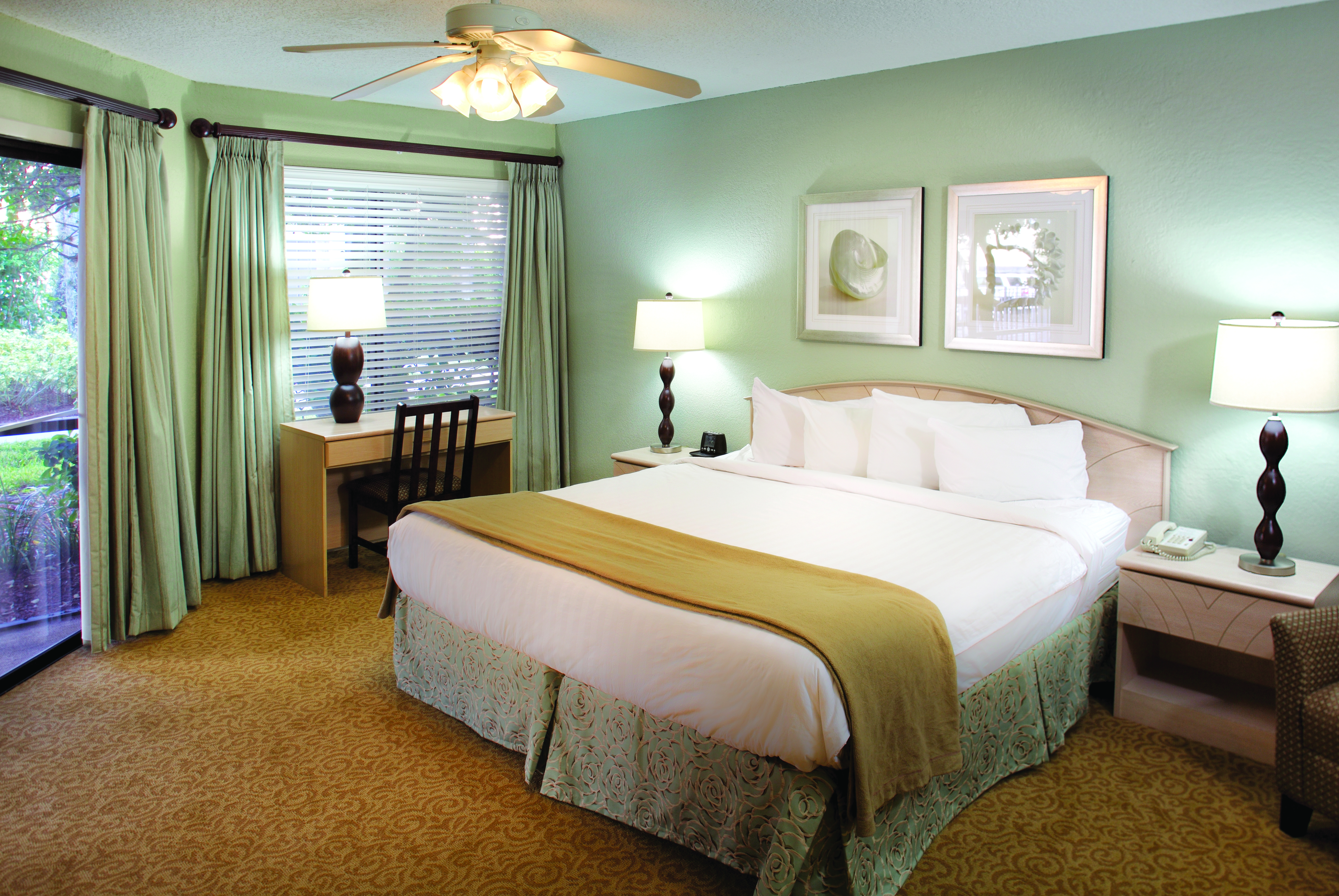 Guest room at the Club Wyndham Orlando International in Orlando, Florida
