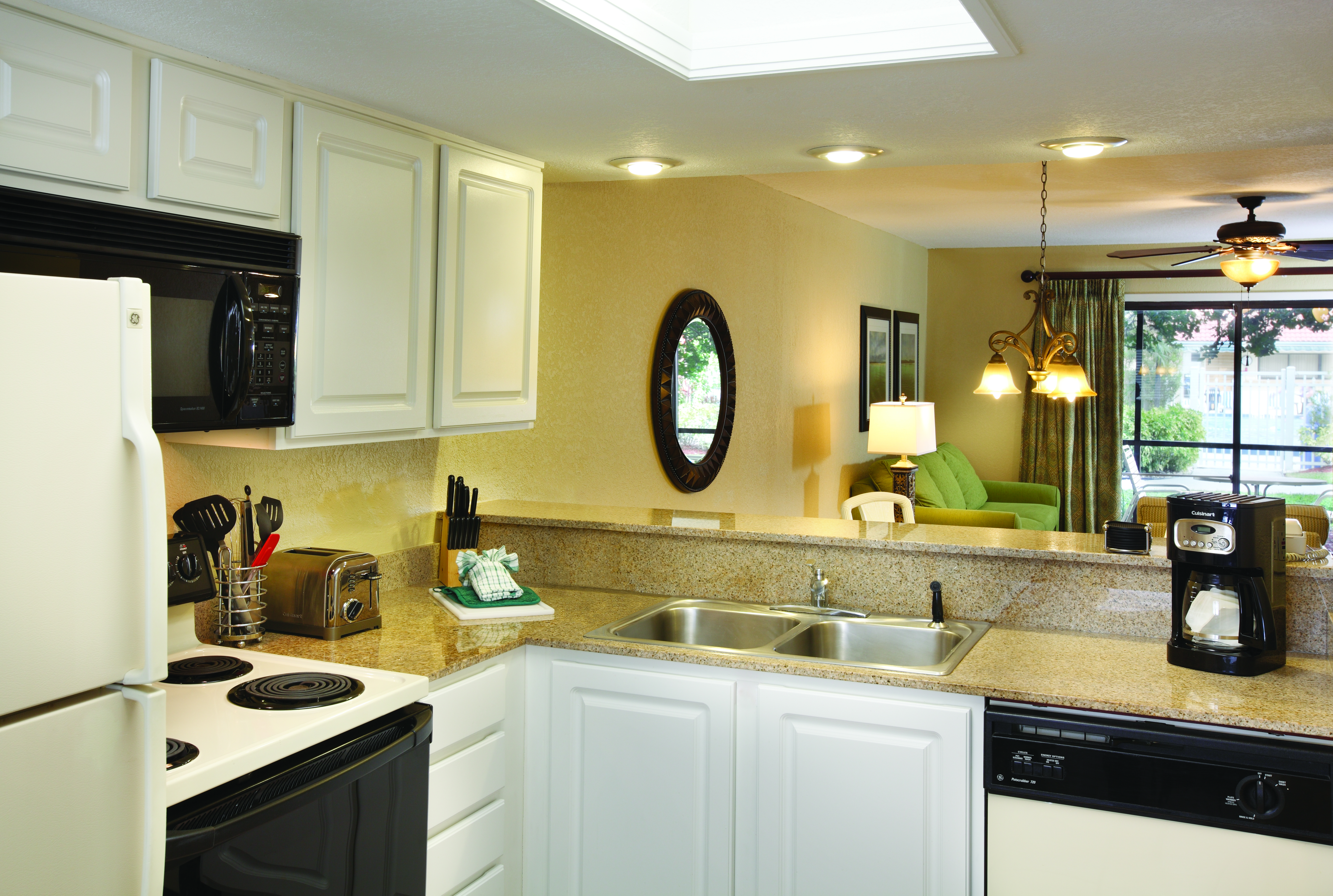 Guest room at the Club Wyndham Orlando International in Orlando, Florida