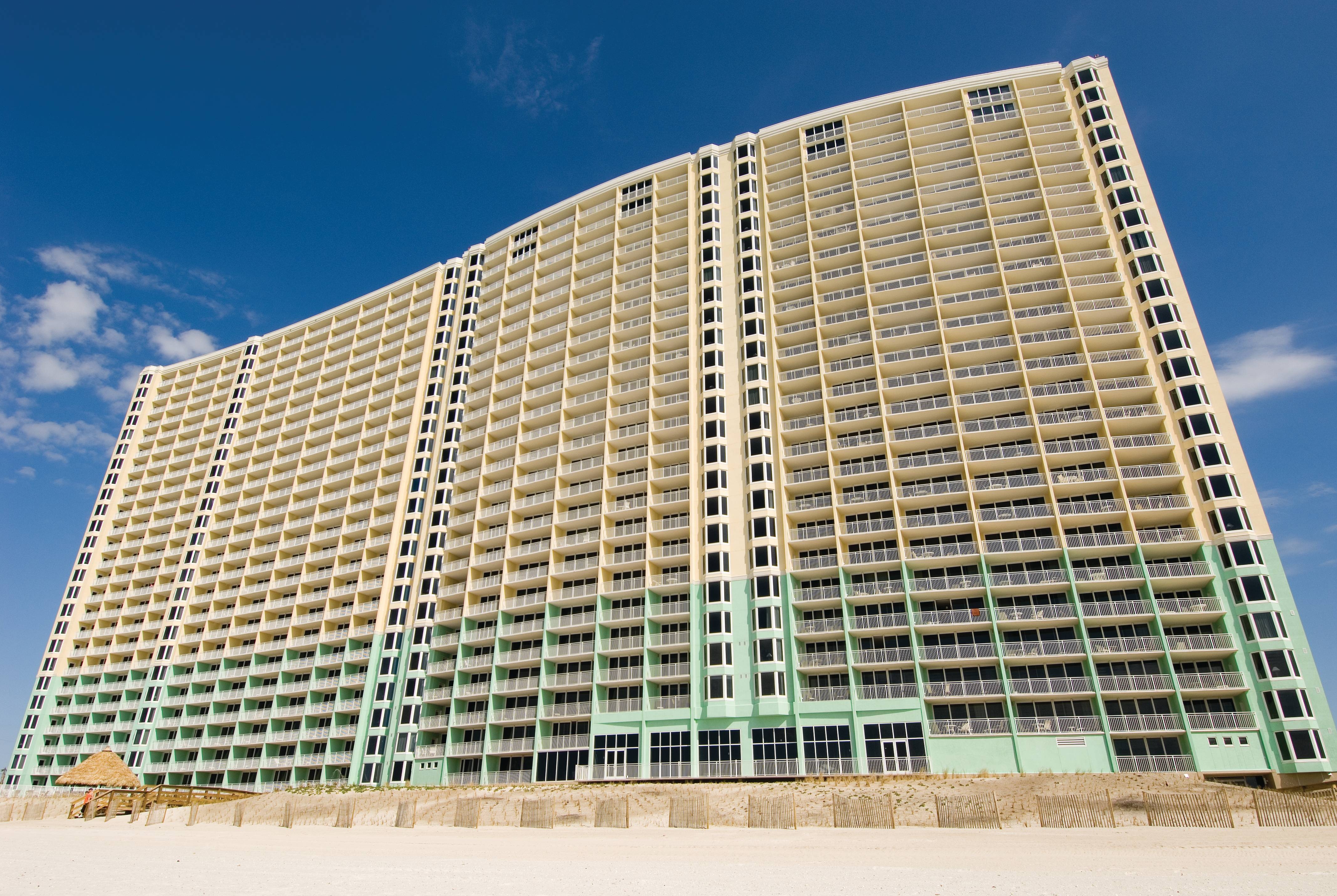 Exterior Day Image of Club Wyndham Panama City Beach hotel in Panama City Beach, Florida