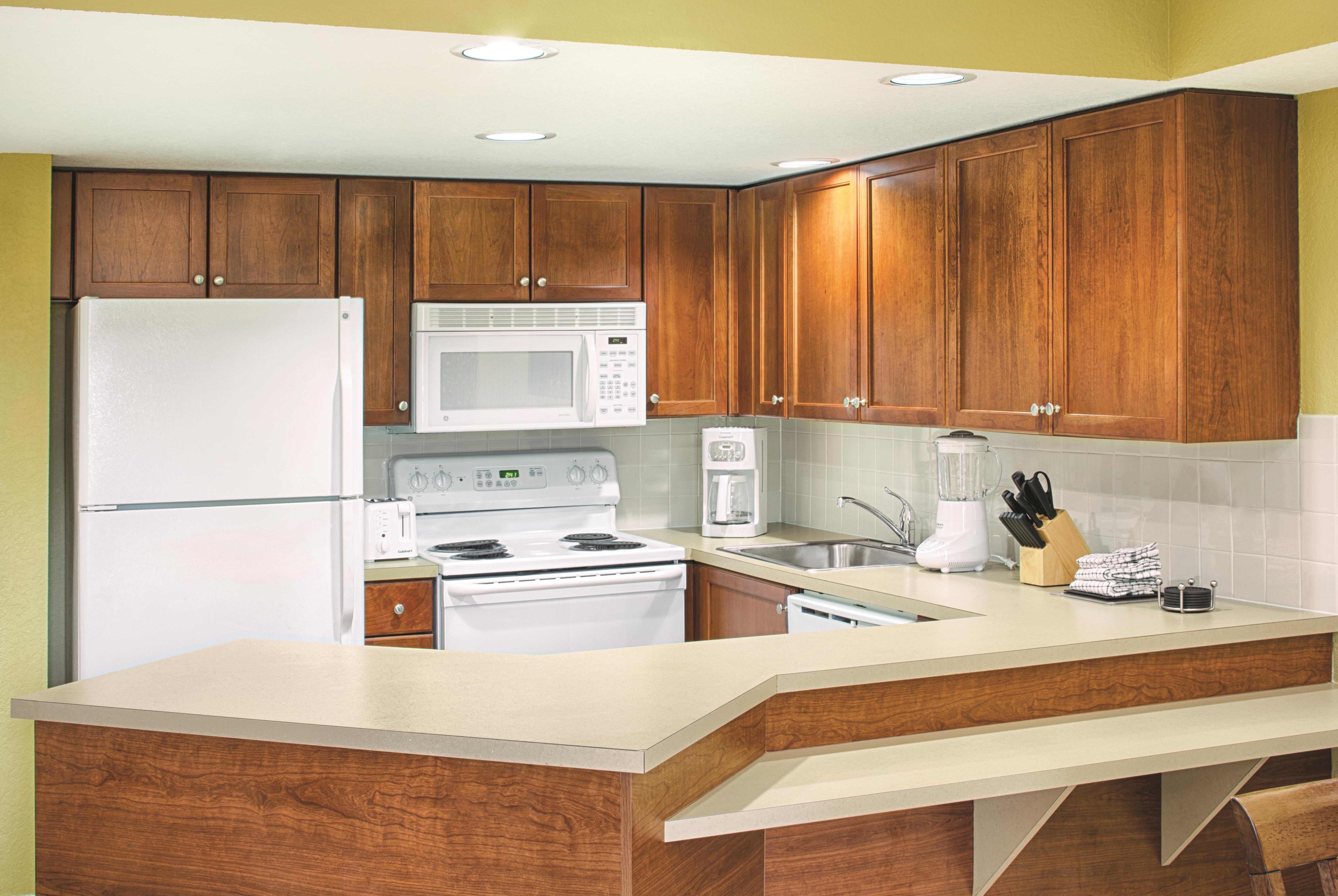 Guest room at the Club Wyndham Santa Barbara in Pompano Beach, Florida