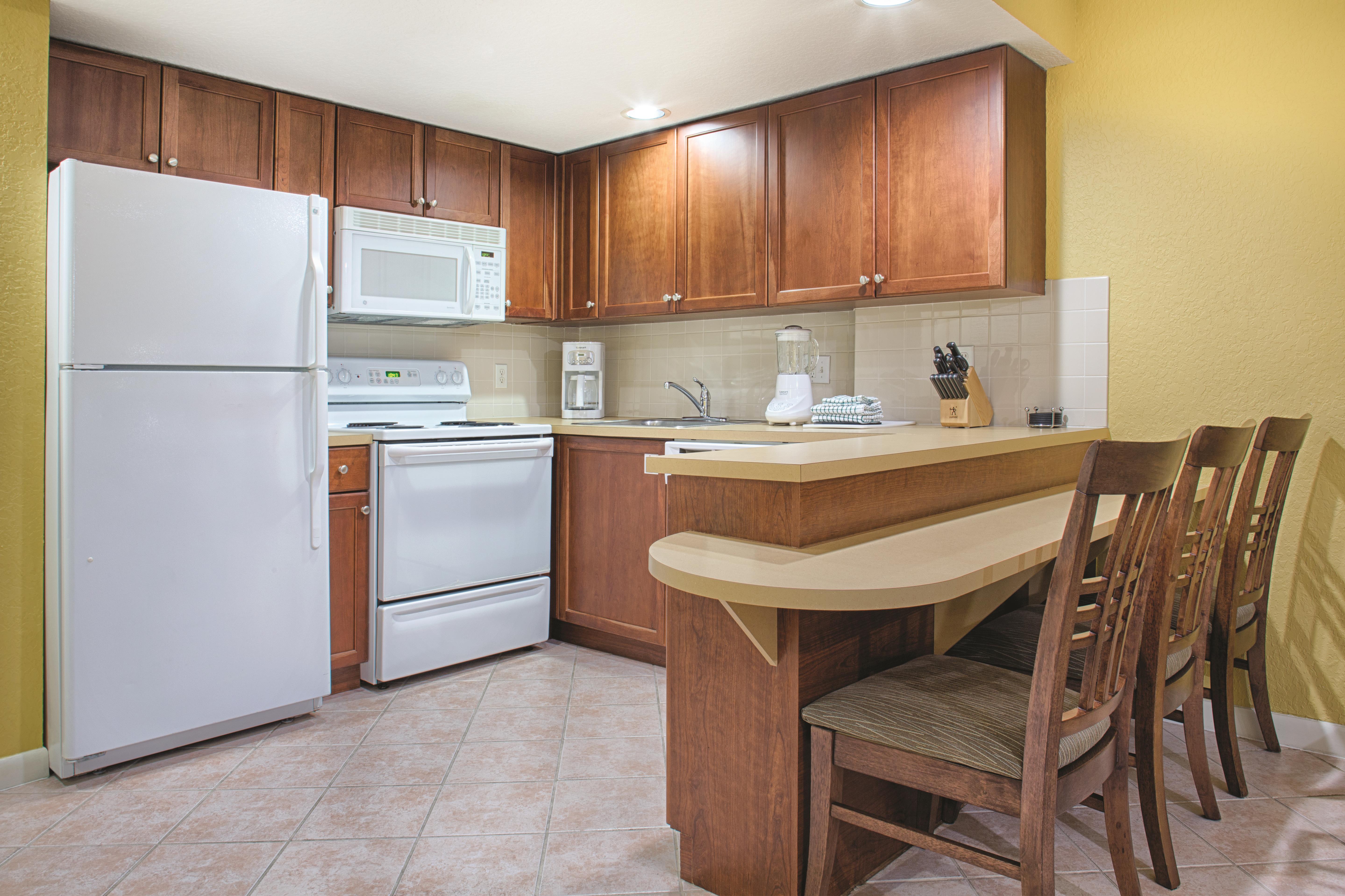 Guest room at the Club Wyndham Santa Barbara in Pompano Beach, Florida