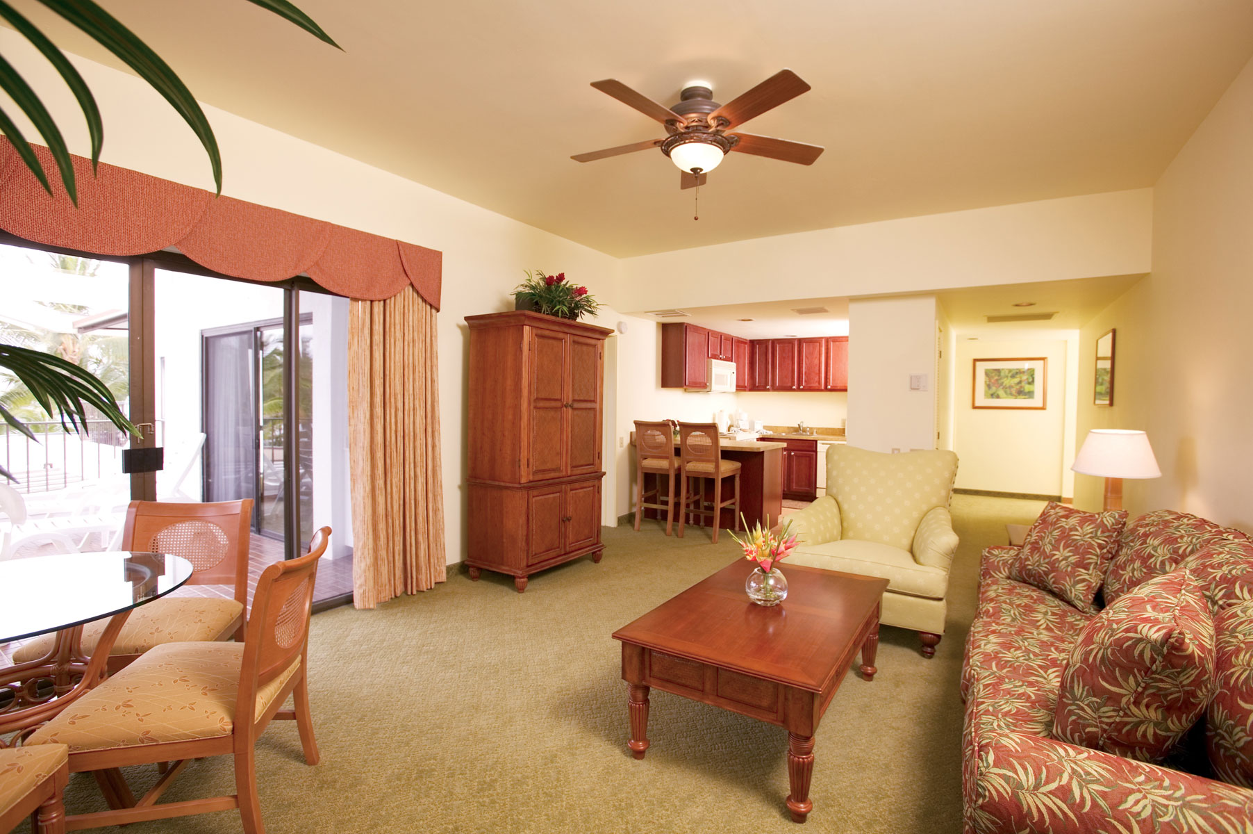Guest room at the Club Wyndham Royal Sea Cliff in Kailua Kona, Hawaii