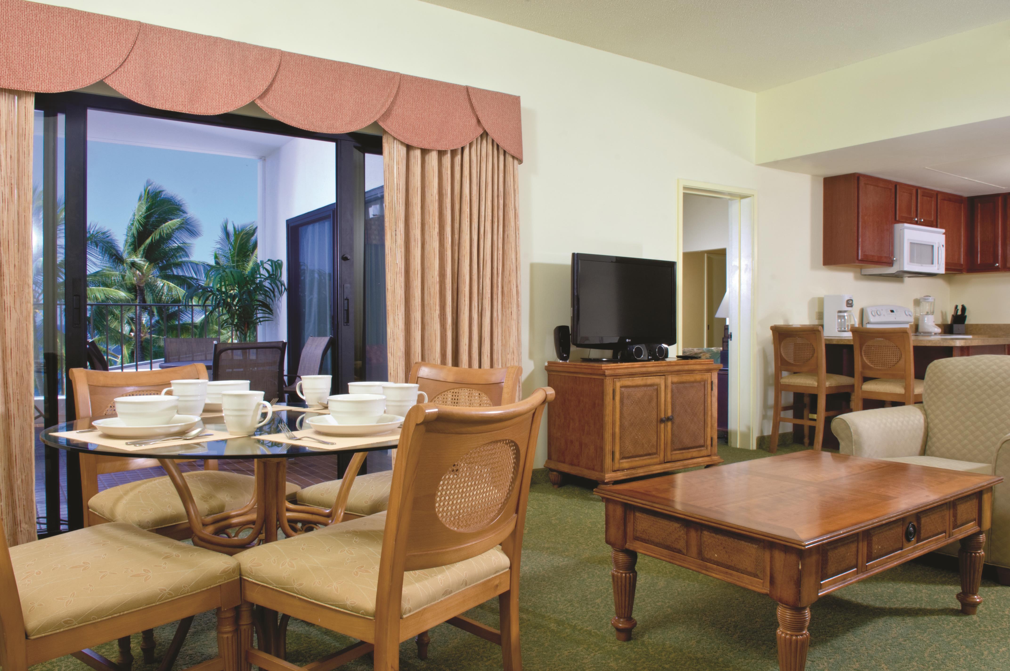 Guest room at the Club Wyndham Royal Sea Cliff in Kailua Kona, Hawaii