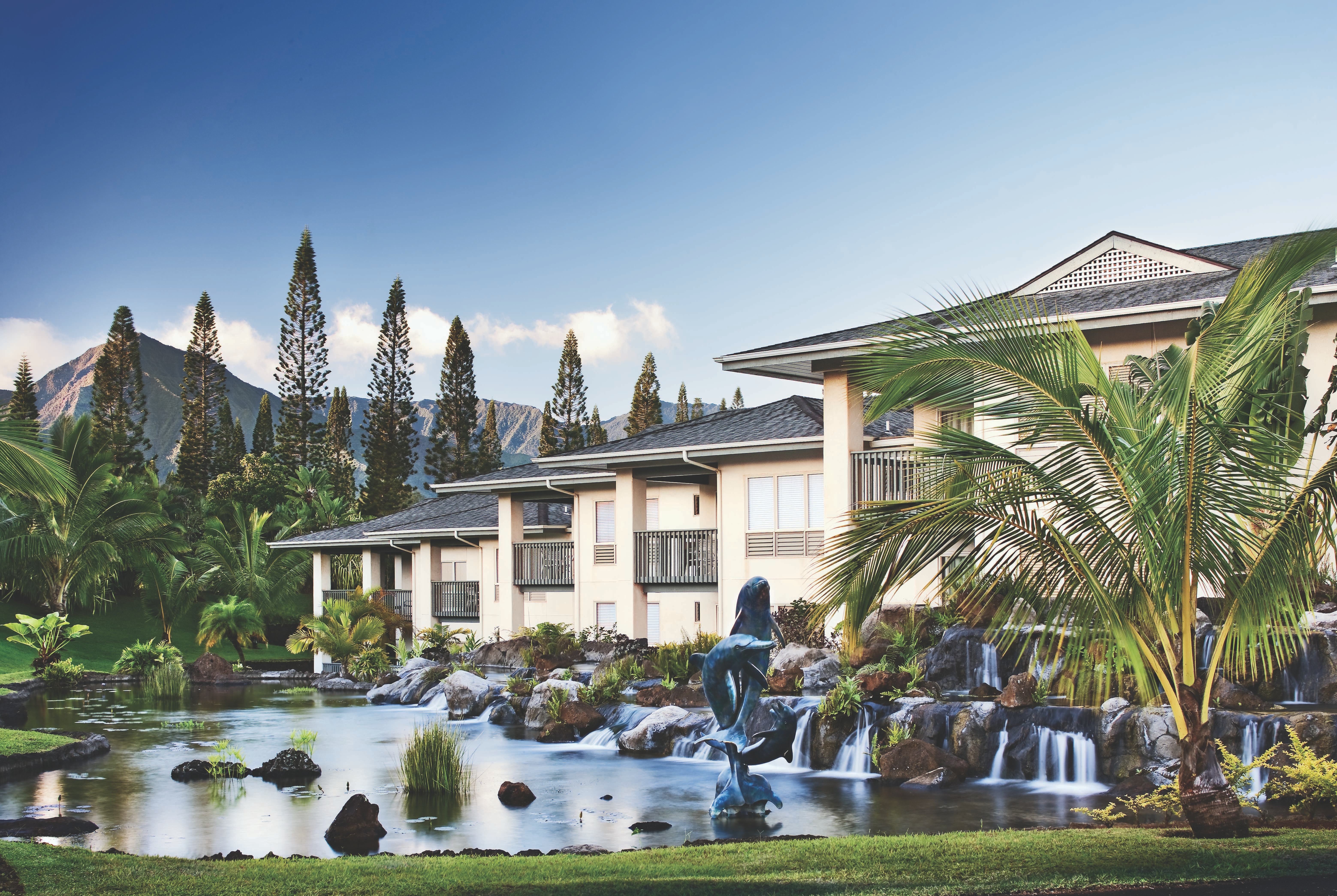 Exterior Day Image of Club Wyndham Bali Hai Villas hotel in Princeville Kauai, Hawaii