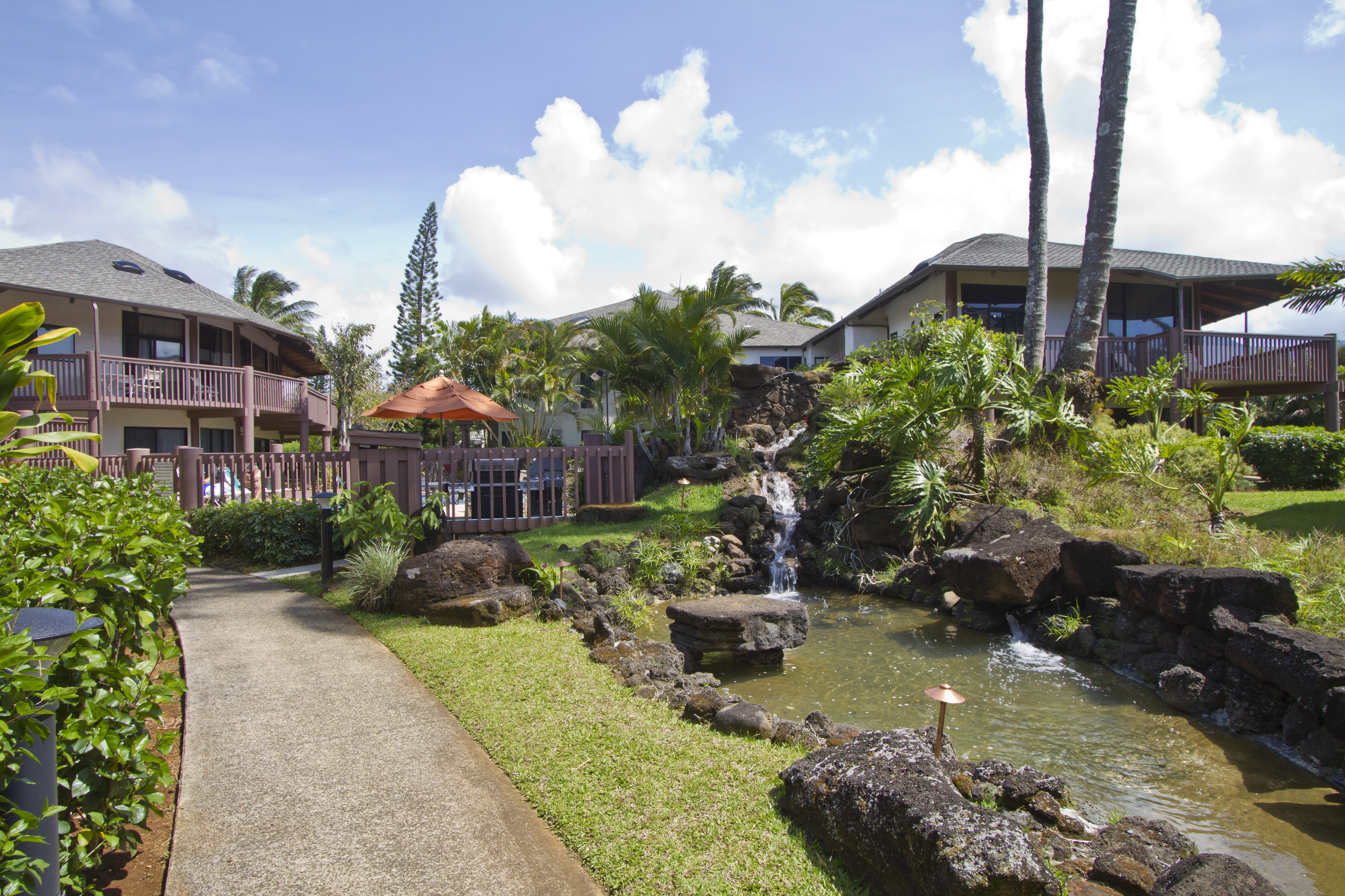 Exterior of Club Wyndham Ka Eo Kai hotel in Princeville, Hawaii