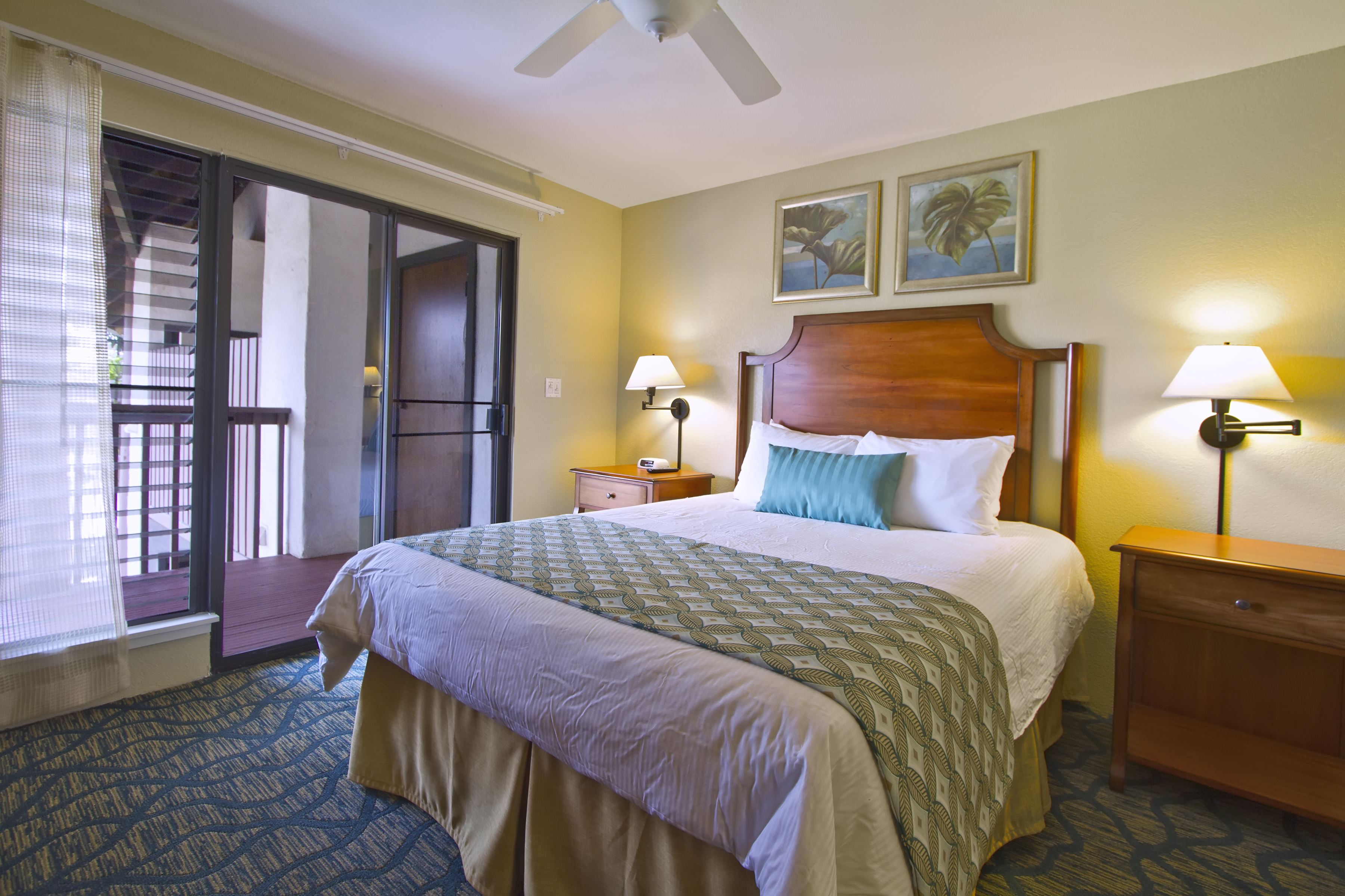 Guest room at the Club Wyndham Ka Eo Kai in Princeville, Hawaii