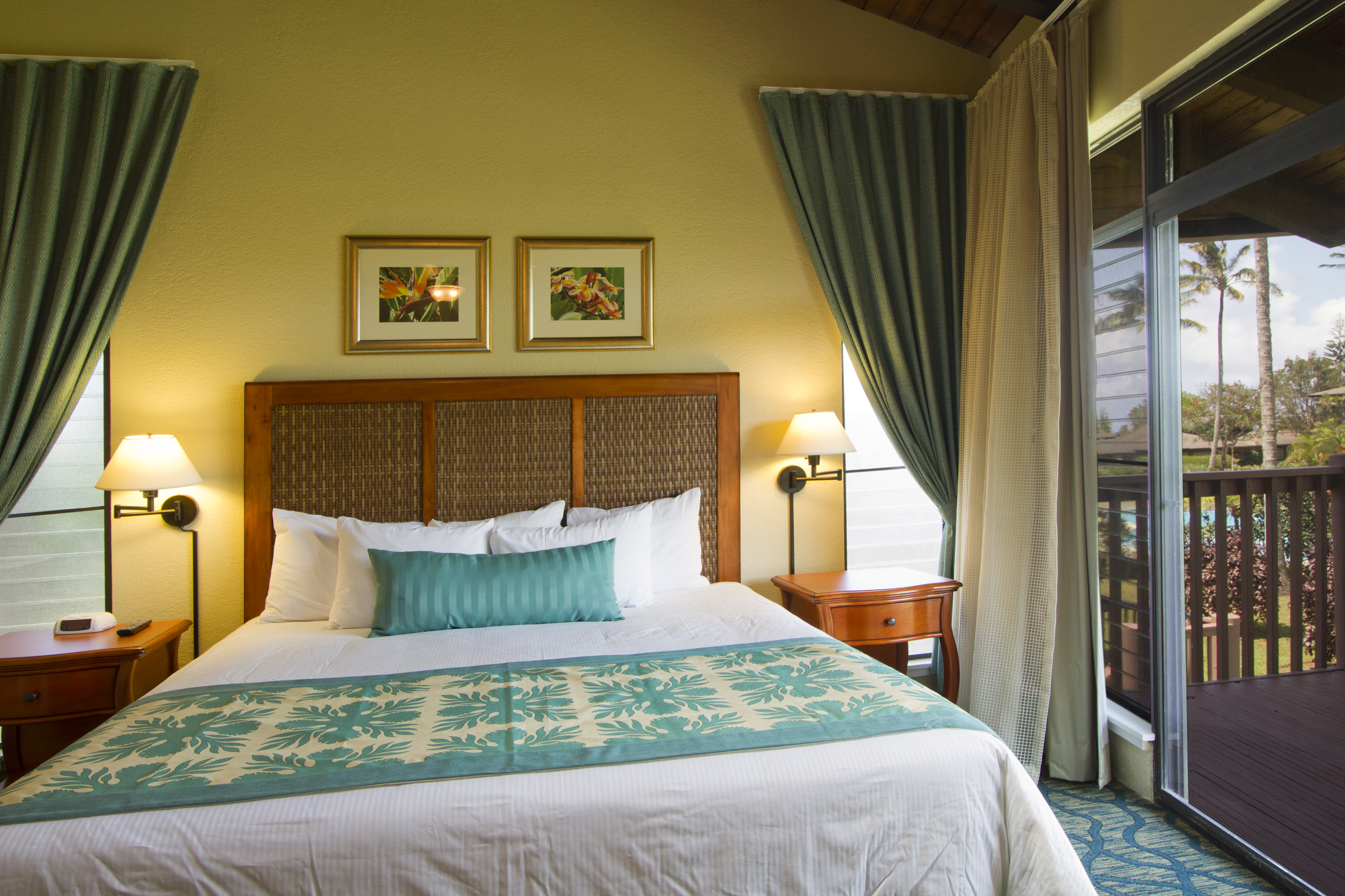 Guest room at the Club Wyndham Ka Eo Kai in Princeville, Hawaii