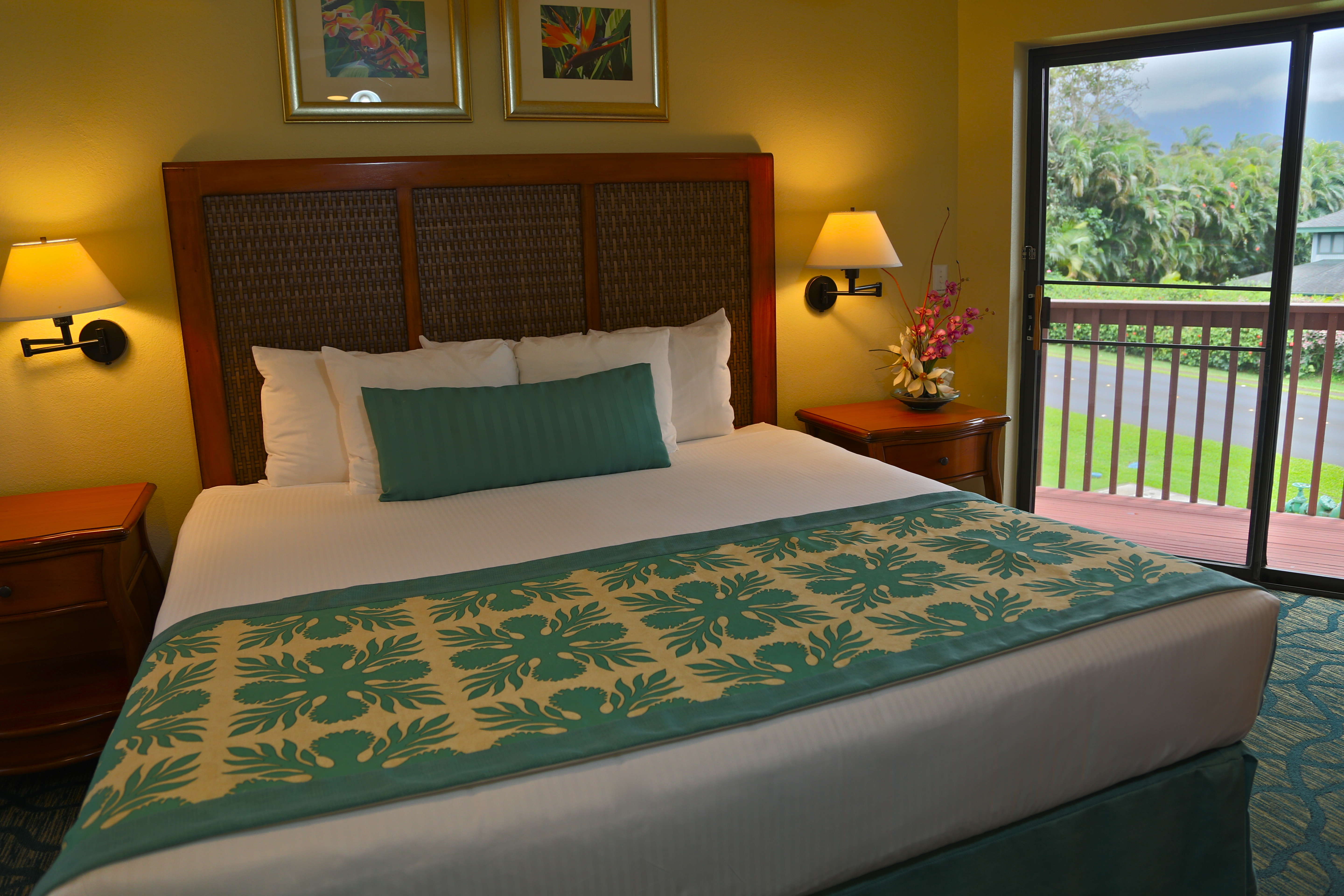 Guest room at the Club Wyndham Ka Eo Kai in Princeville, Hawaii