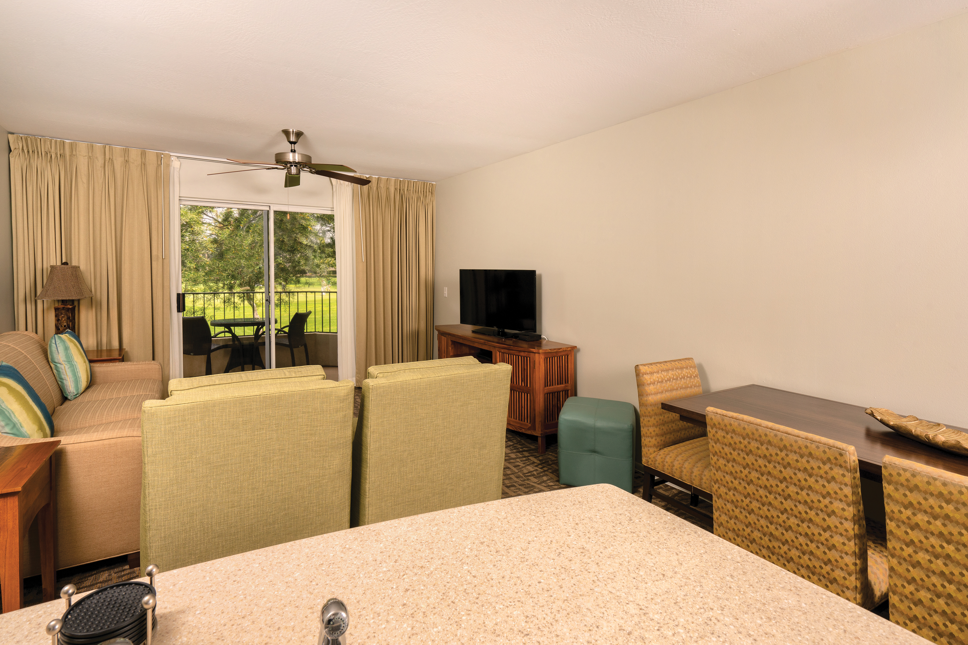Guest room at the Paniolo Greens in Waikoloa Village, Hawaii