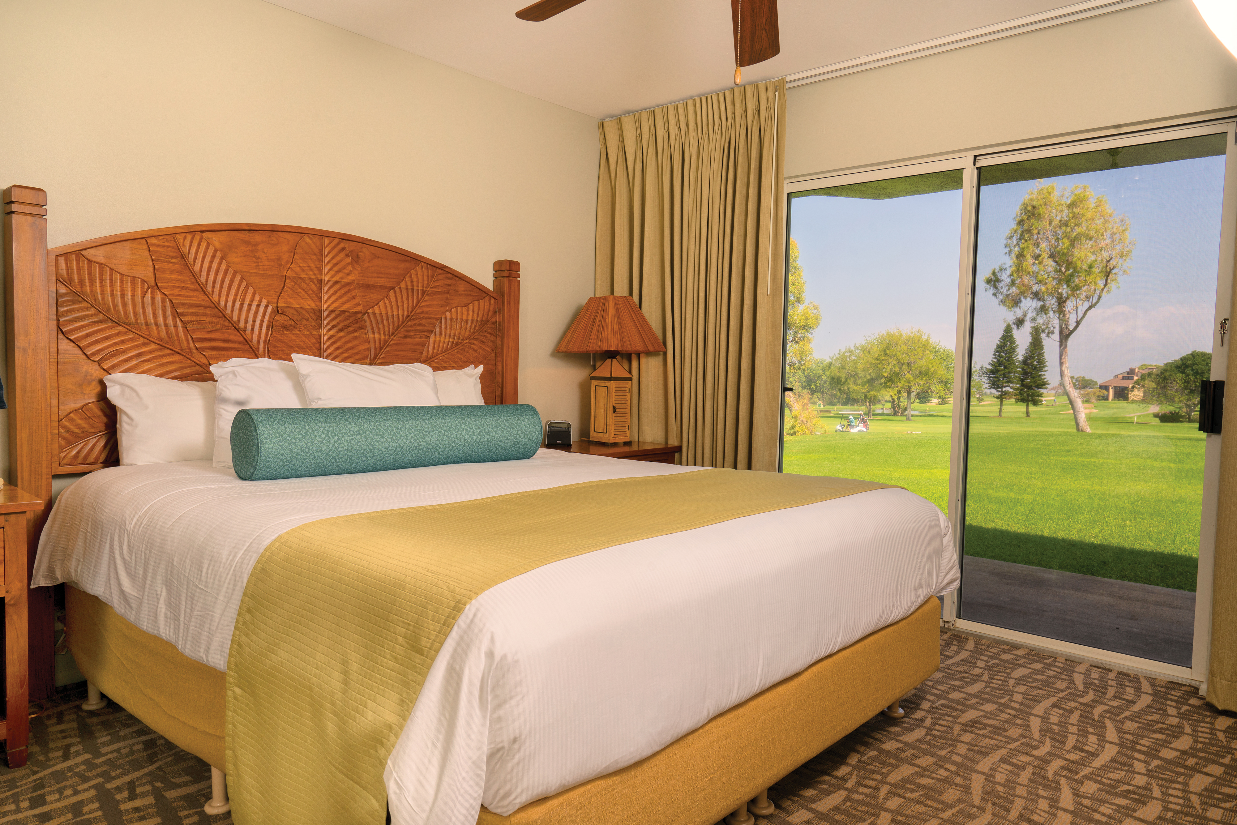 Guest room at the Paniolo Greens in Waikoloa Village, Hawaii