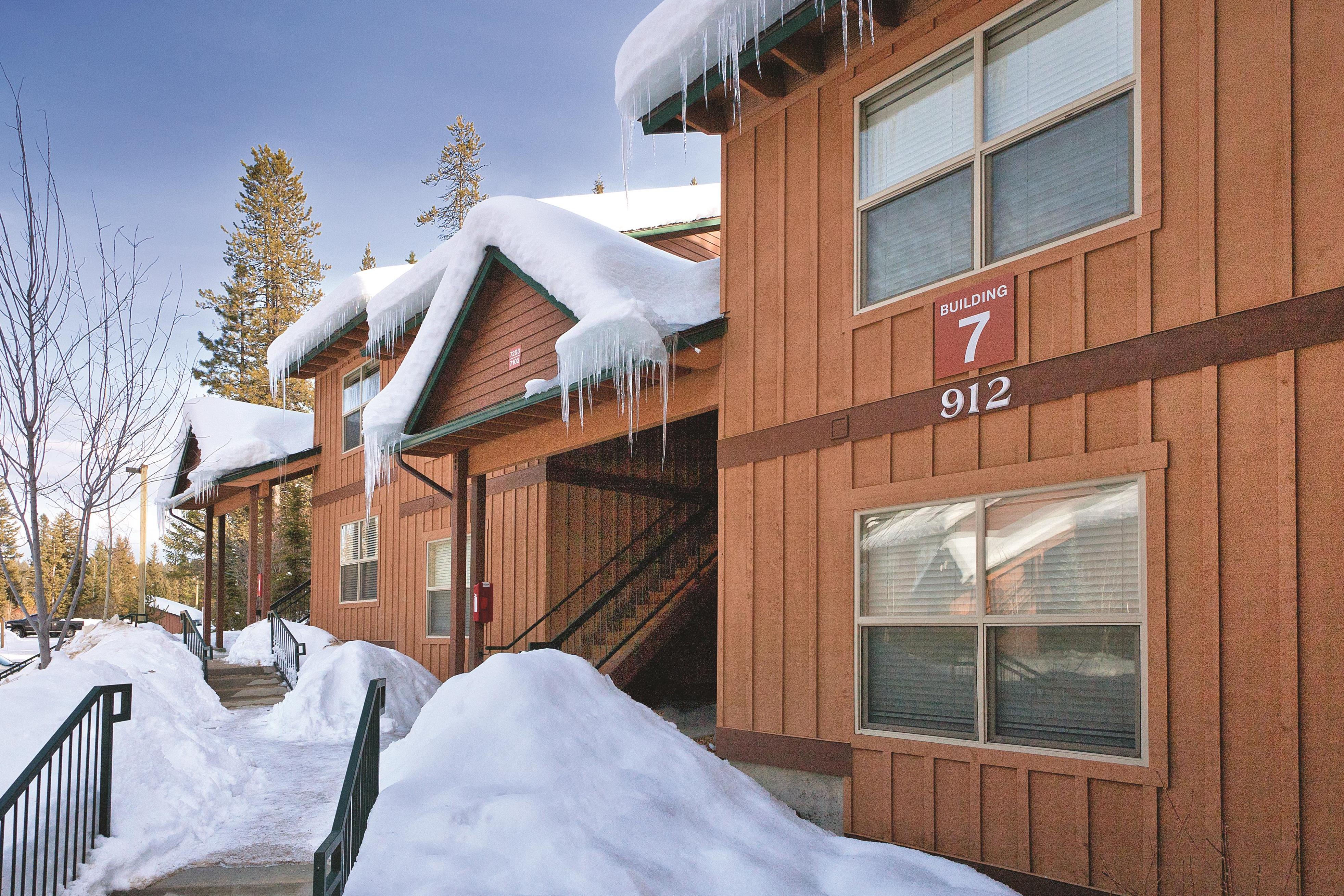 Exterior Day Image of WorldMark McCall hotel in McCall, Idaho