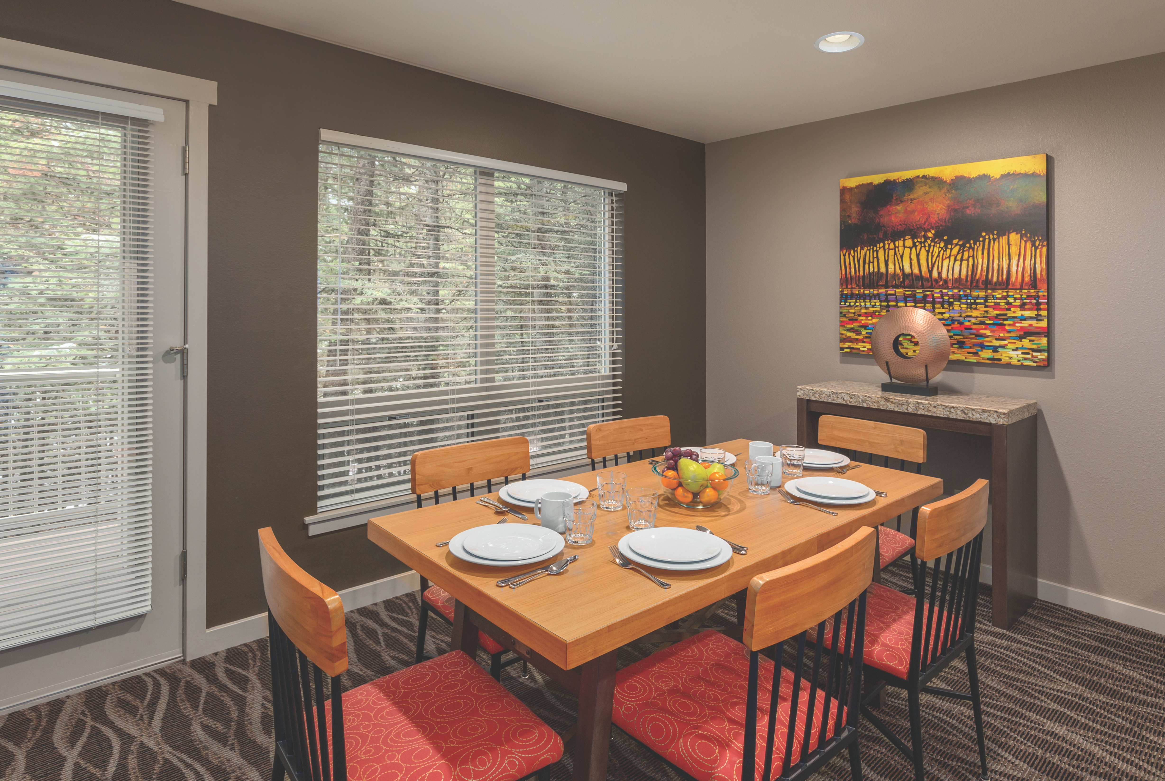 Guest room at the WorldMark McCall in McCall, Idaho