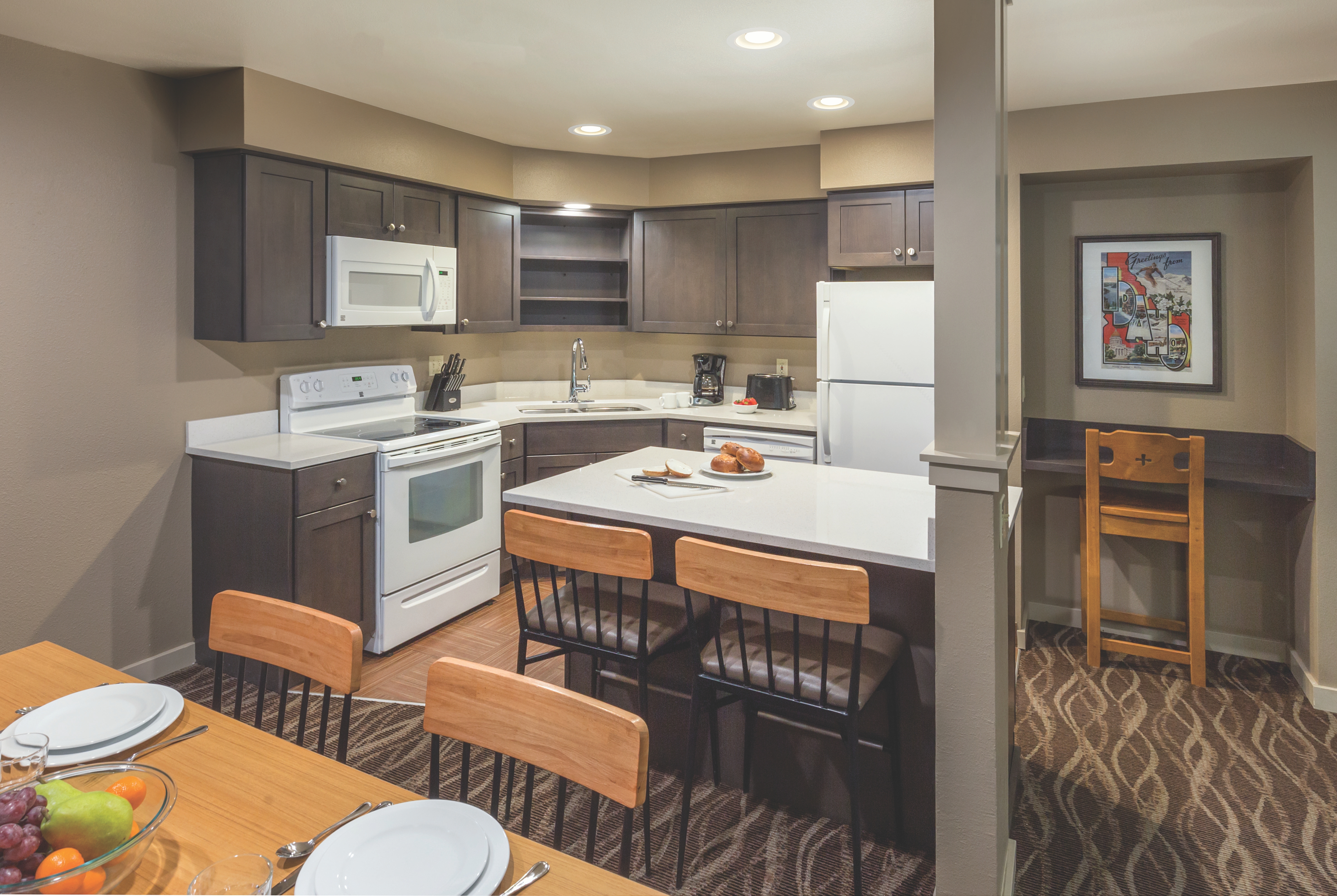 Guest room at the WorldMark McCall in McCall, Idaho