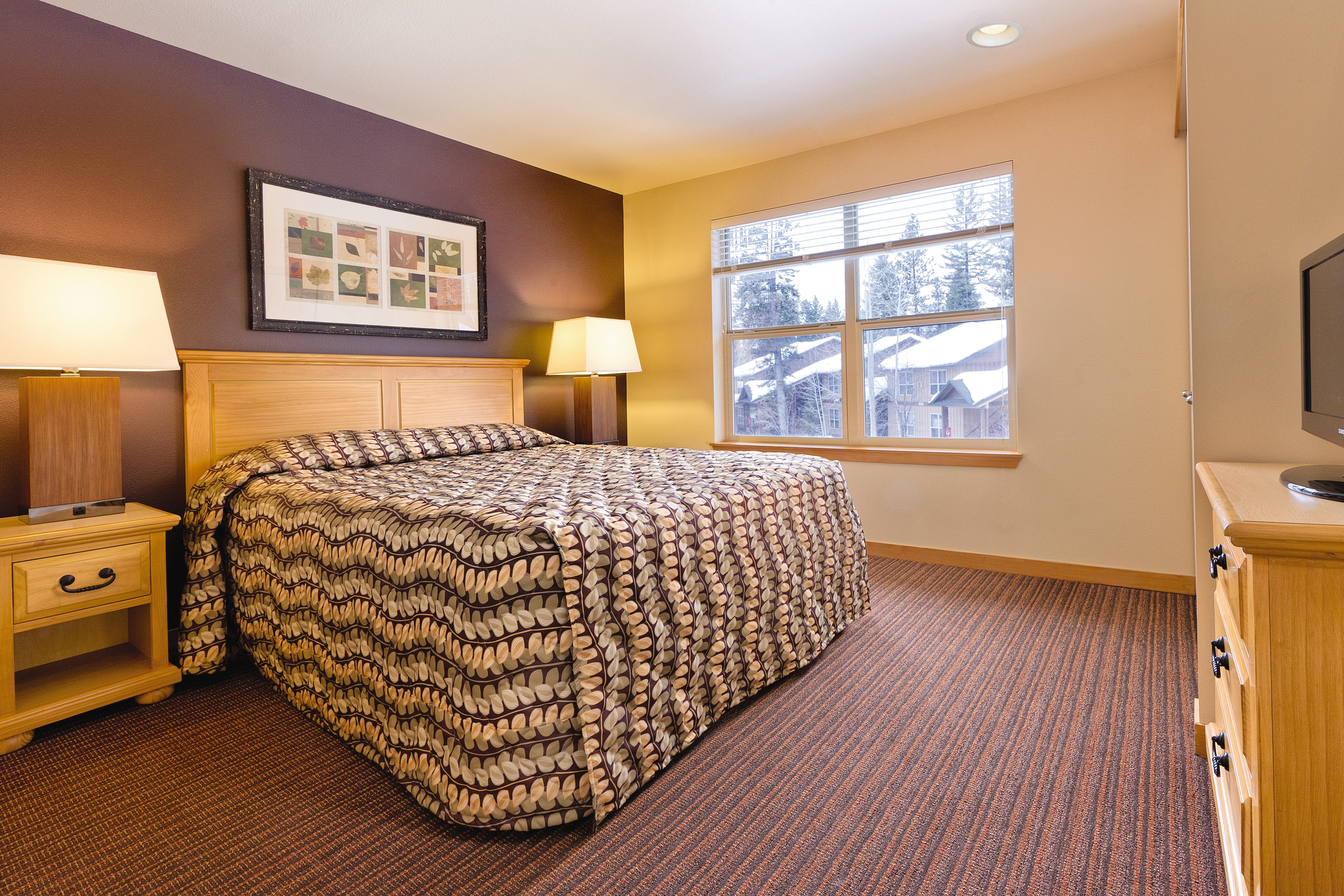 Guest room feature at the WorldMark McCall in McCall, Idaho