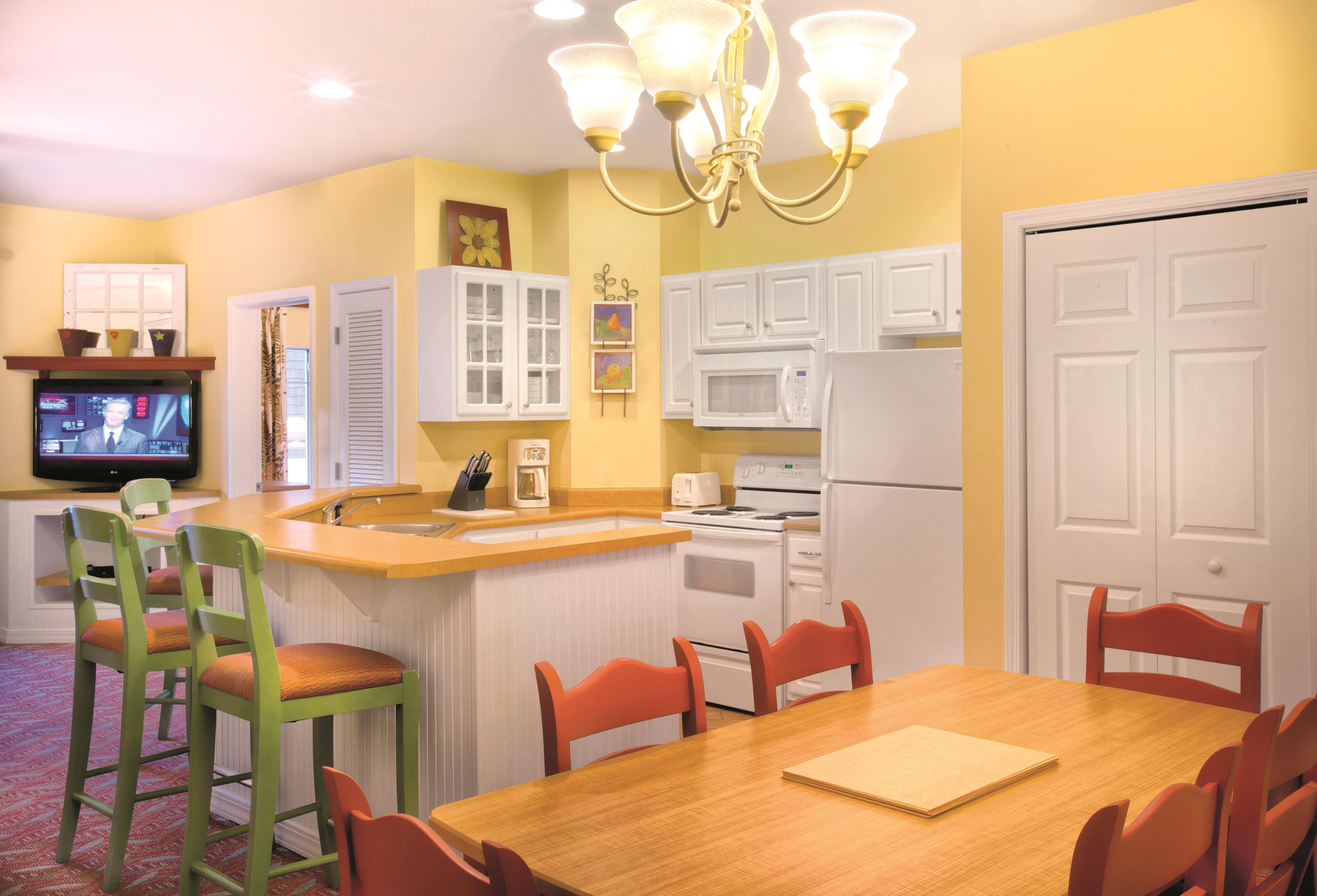 Guest room kitchen at Club Wyndham Mountain Vista in Branson, Missouri