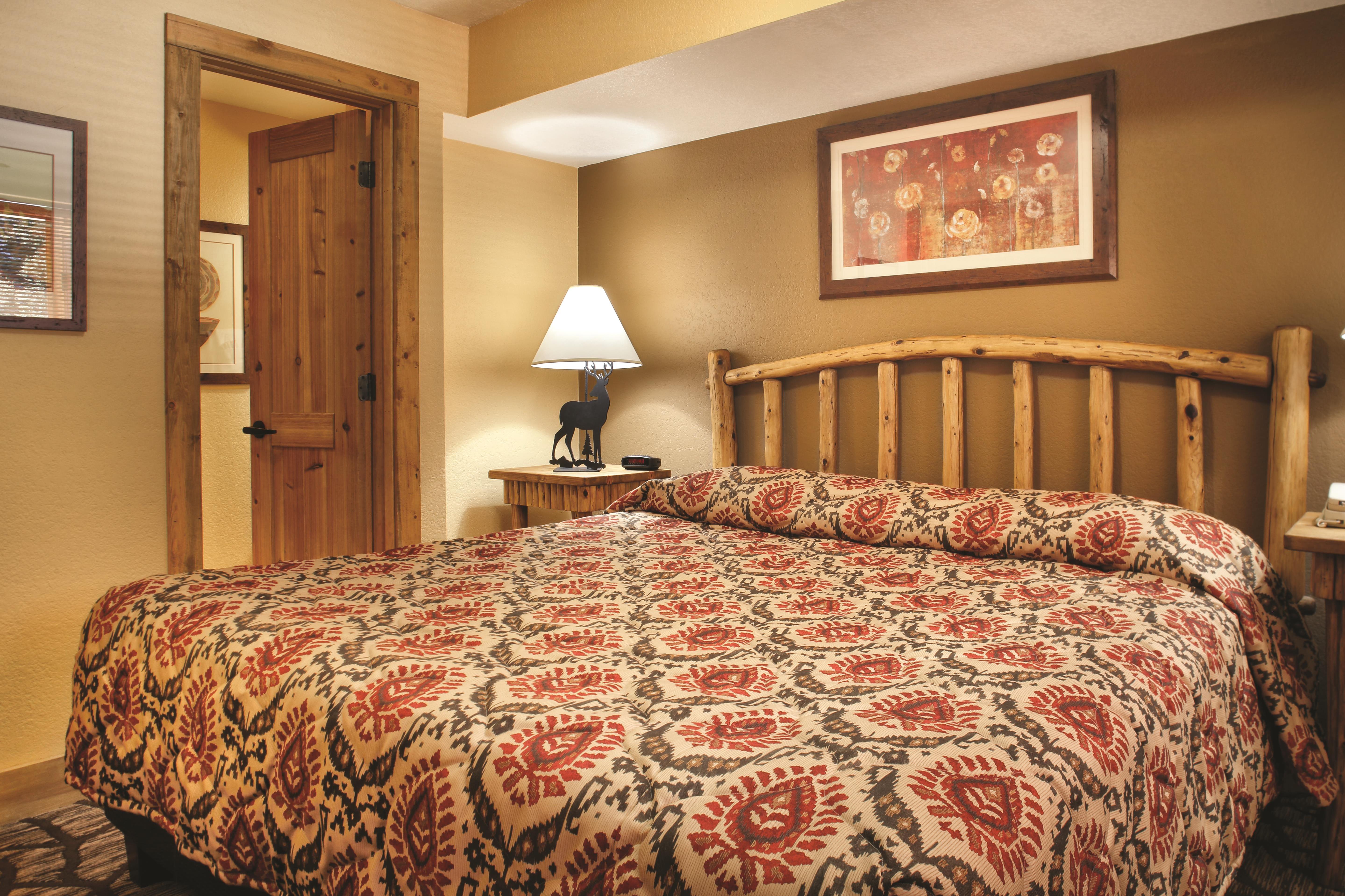 Guest room at the WorldMark Red River in Red River, New Mexico
