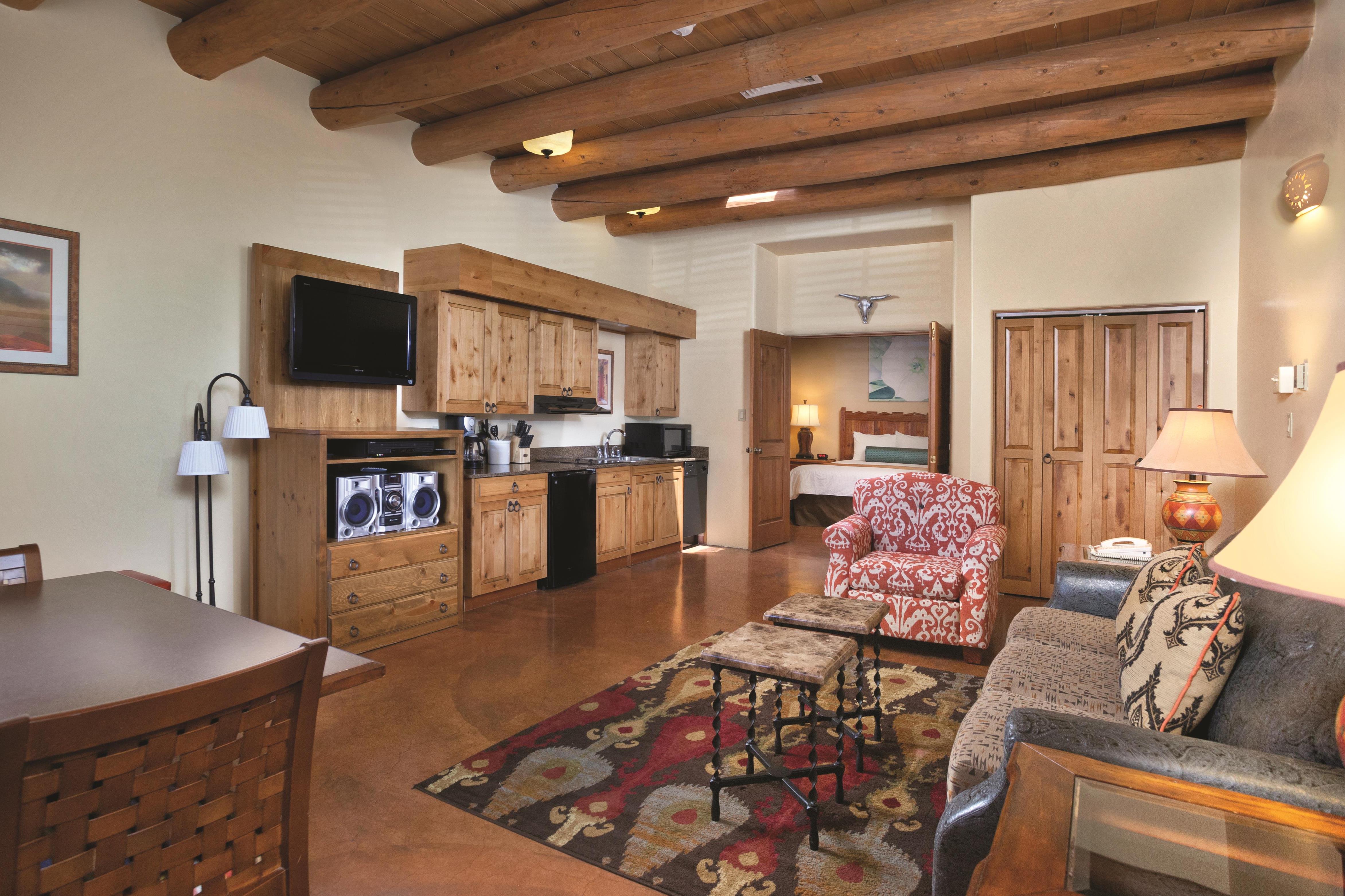Guest room feature at the WorldMark Santa Fe in Santa Fe, New Mexico