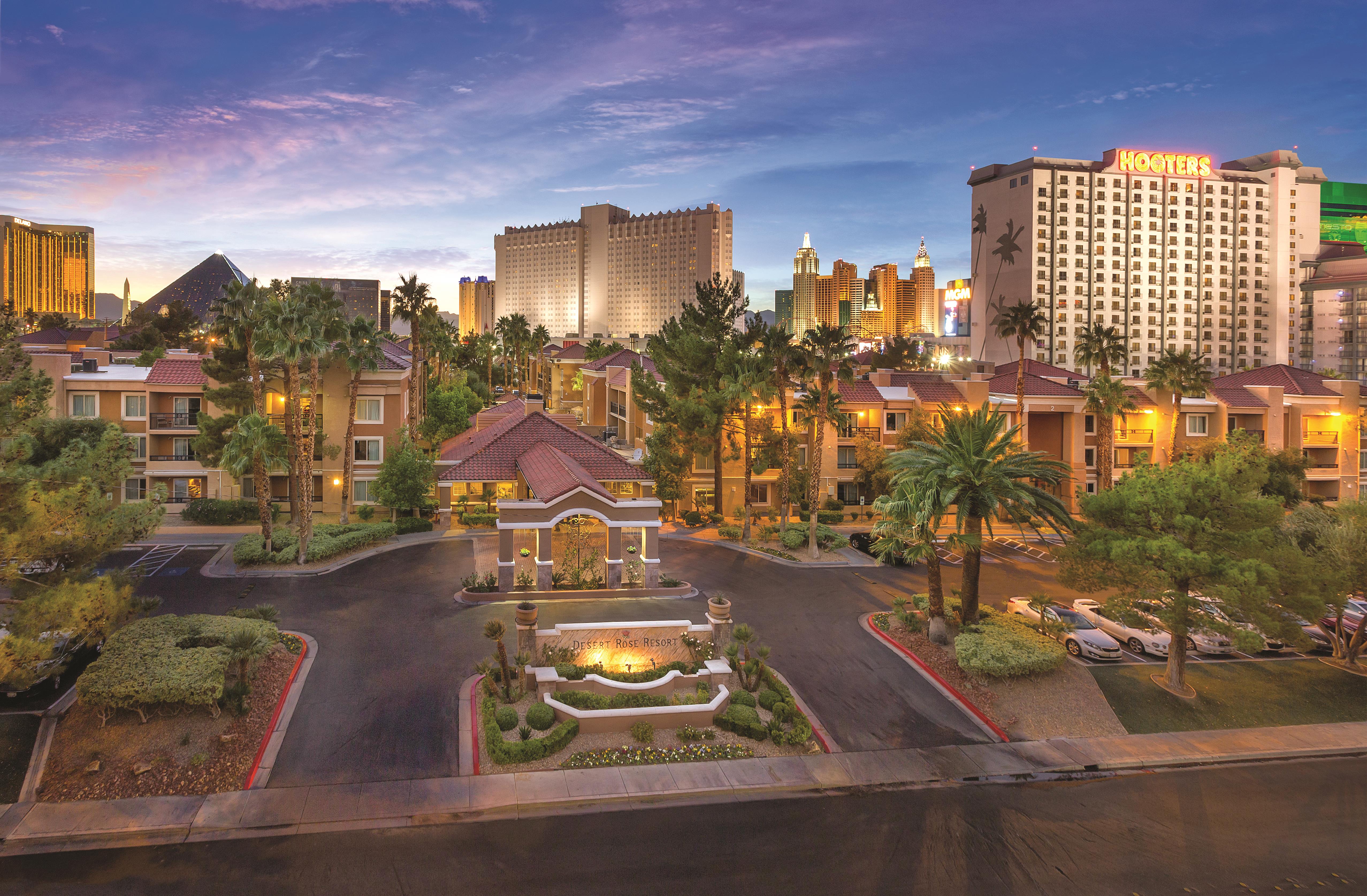 Front Exterior Image of Club Wyndham Desert Rose Resort hotel in Las Vegas, Nevada