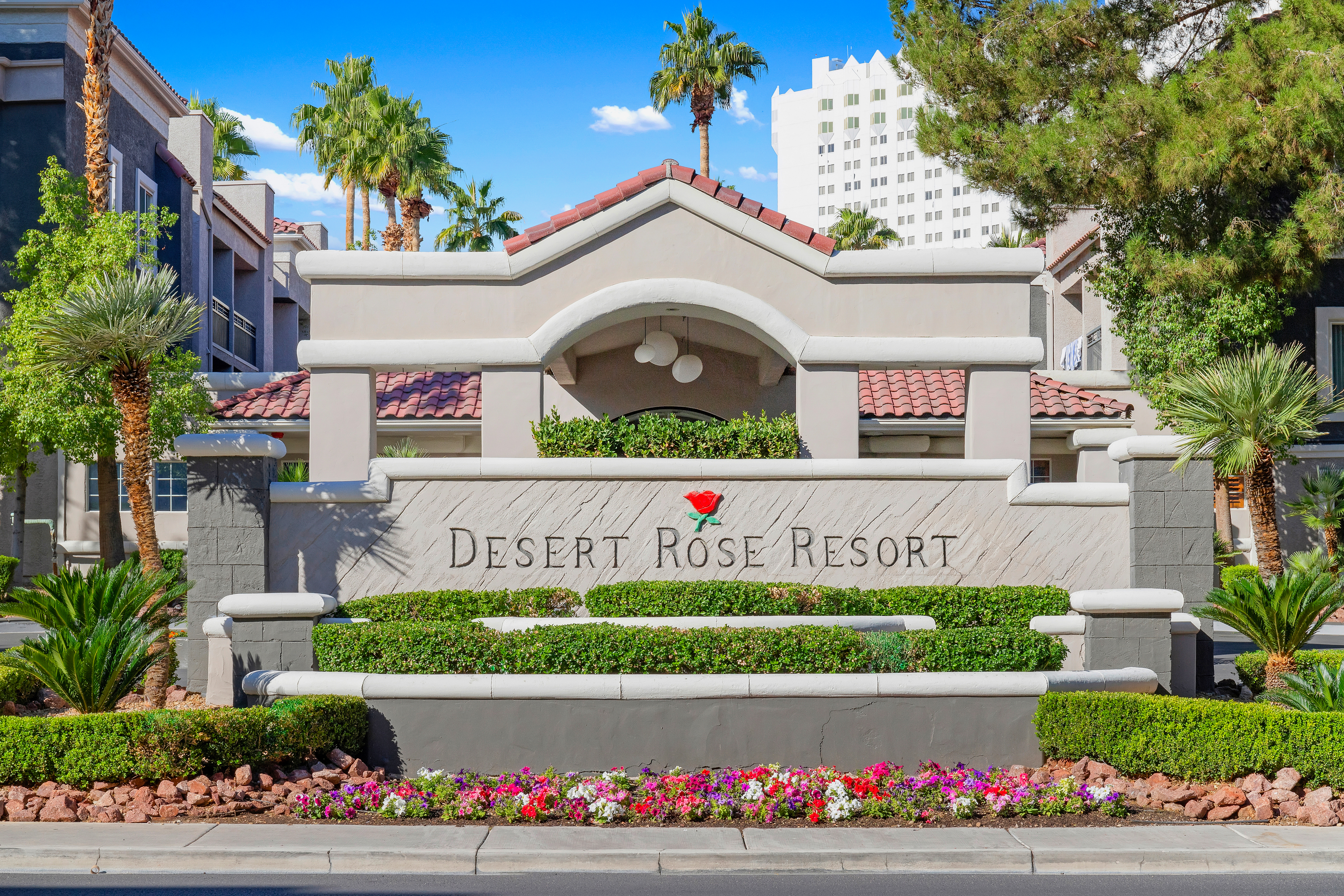 Exterior of Club Wyndham Desert Rose Resort hotel in Las Vegas, Nevada