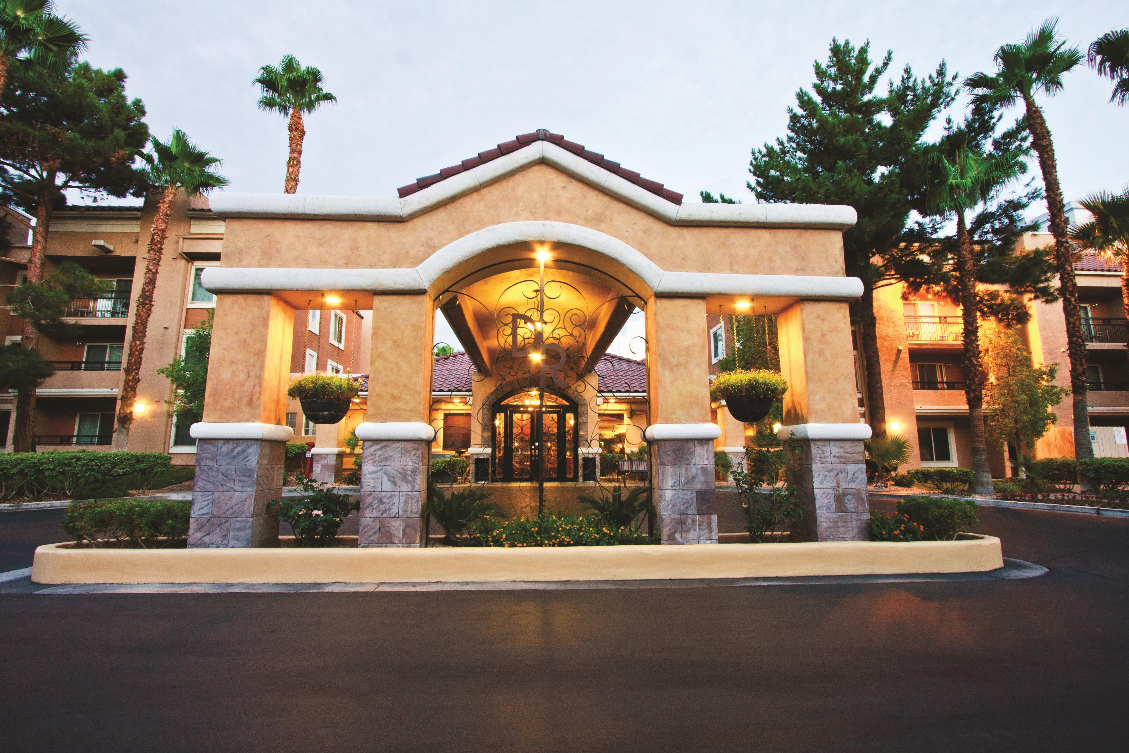 Front Exterior Image of Club Wyndham Desert Rose Resort hotel in Las Vegas, Nevada