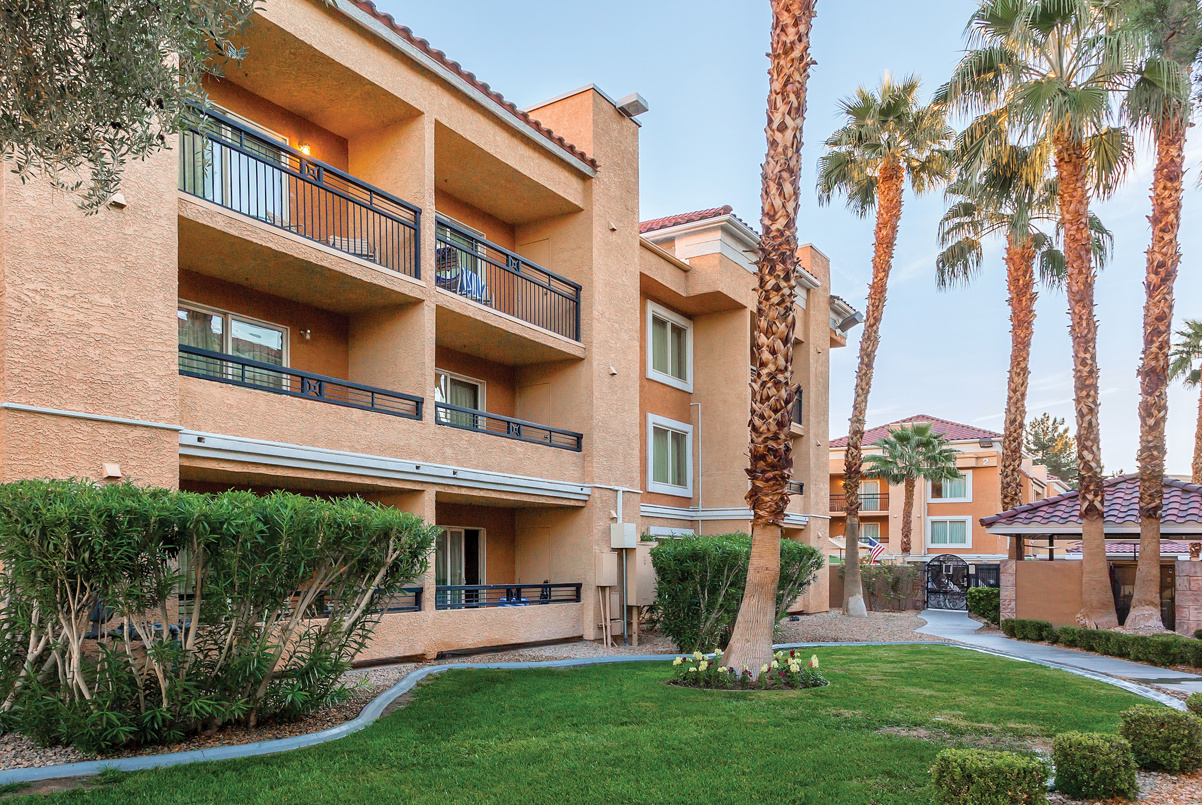 Exterior of Club Wyndham Desert Rose Resort hotel in Las Vegas, Nevada