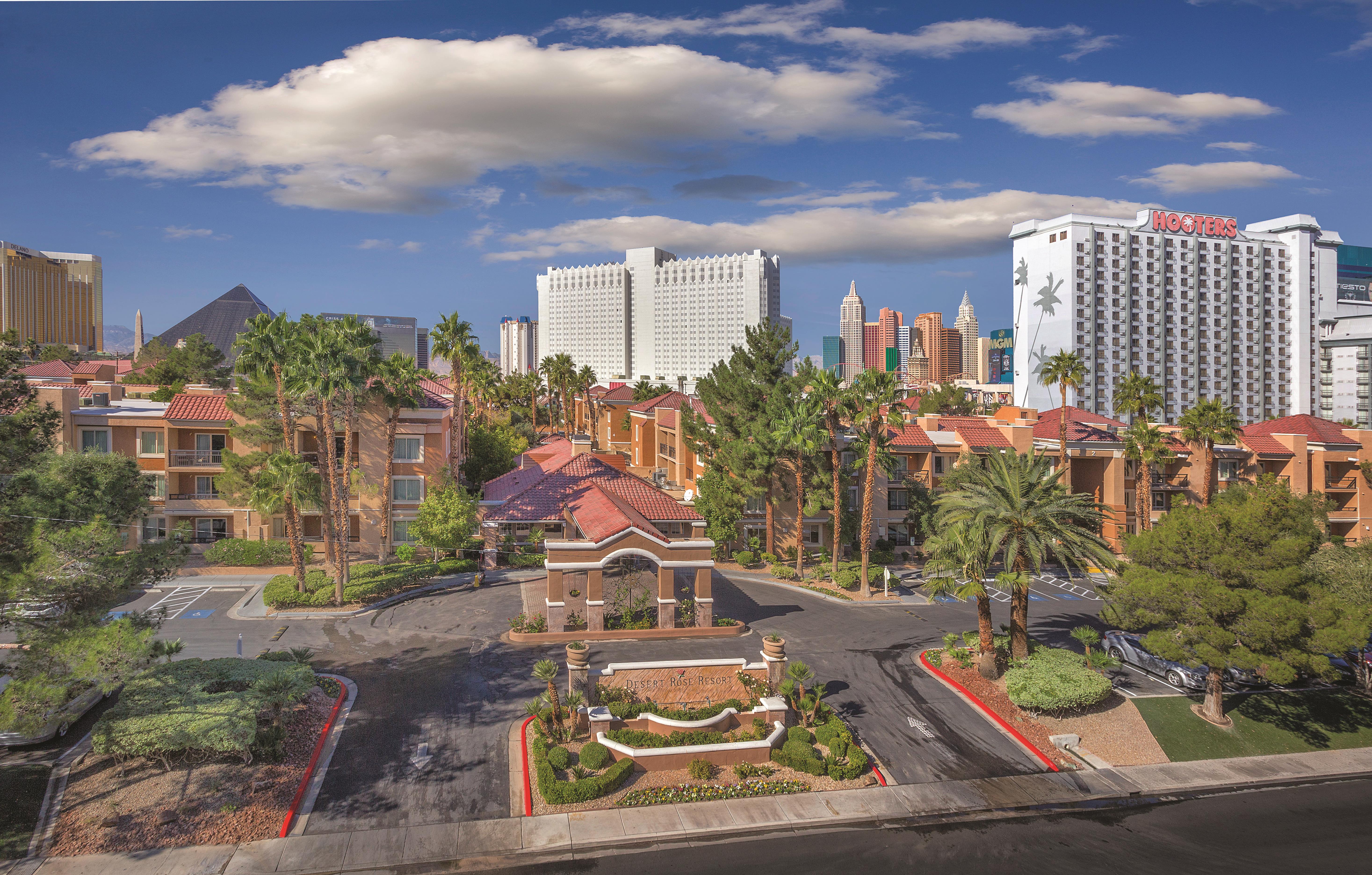 Front Exterior Image of Club Wyndham Desert Rose Resort hotel in Las Vegas, Nevada