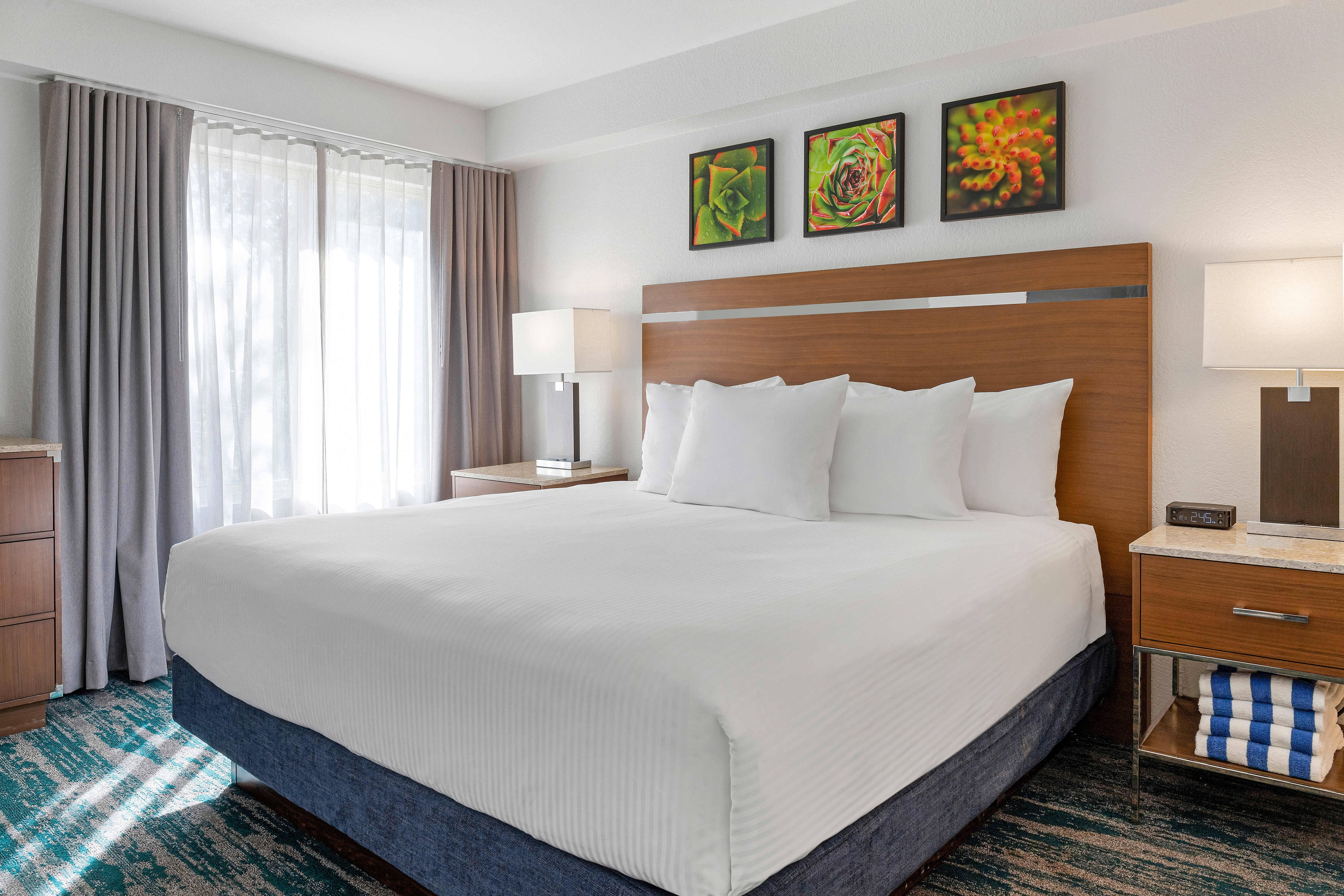 Guest room at the Club Wyndham Desert Rose Resort in Las Vegas, Nevada
