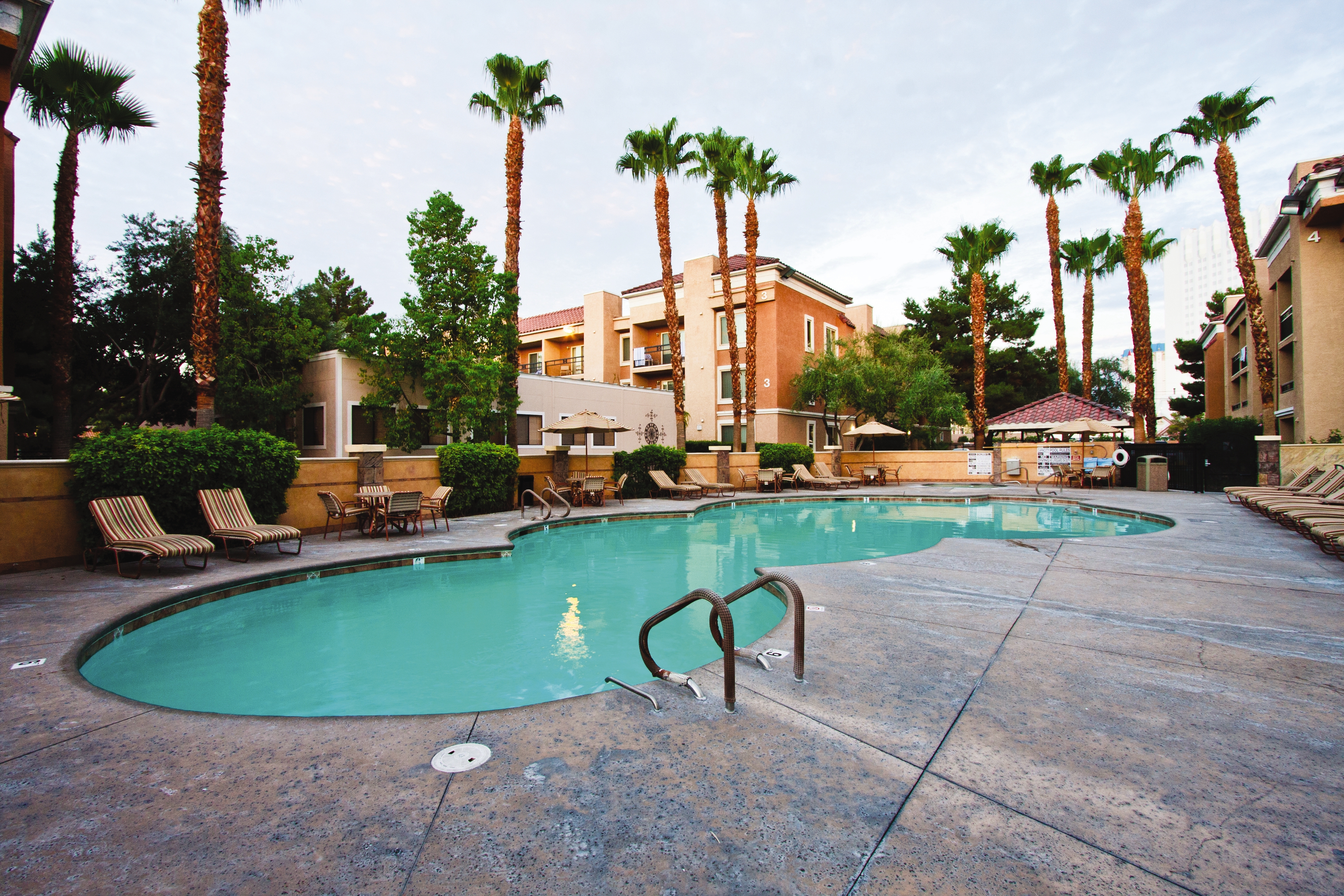 Pool daytime image at the Club Wyndham Desert Rose Resort in Las Vegas, Nevada