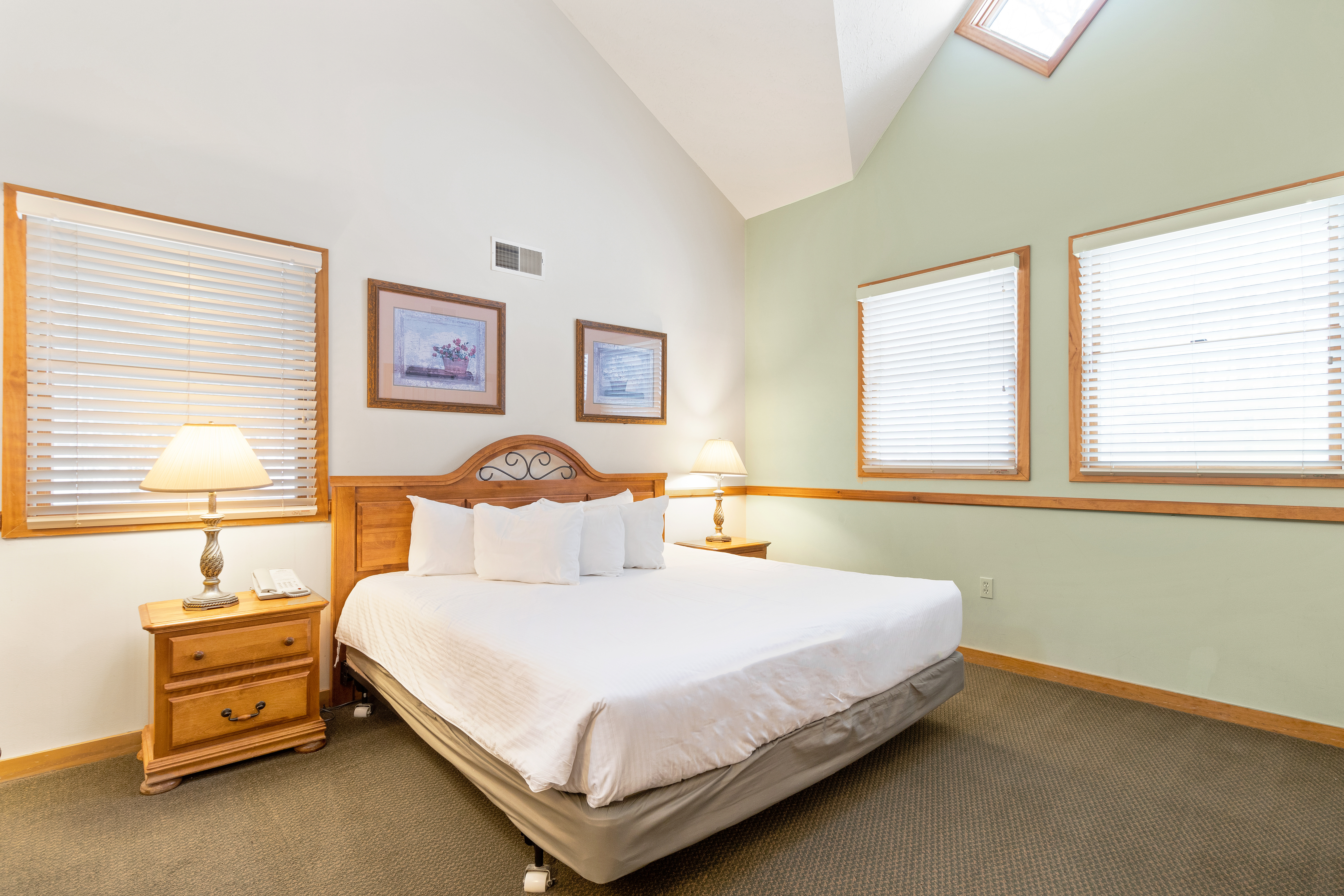 Guest room at the Club Wyndham Shawnee Village in East Stroudsburg, Pennsylvania
