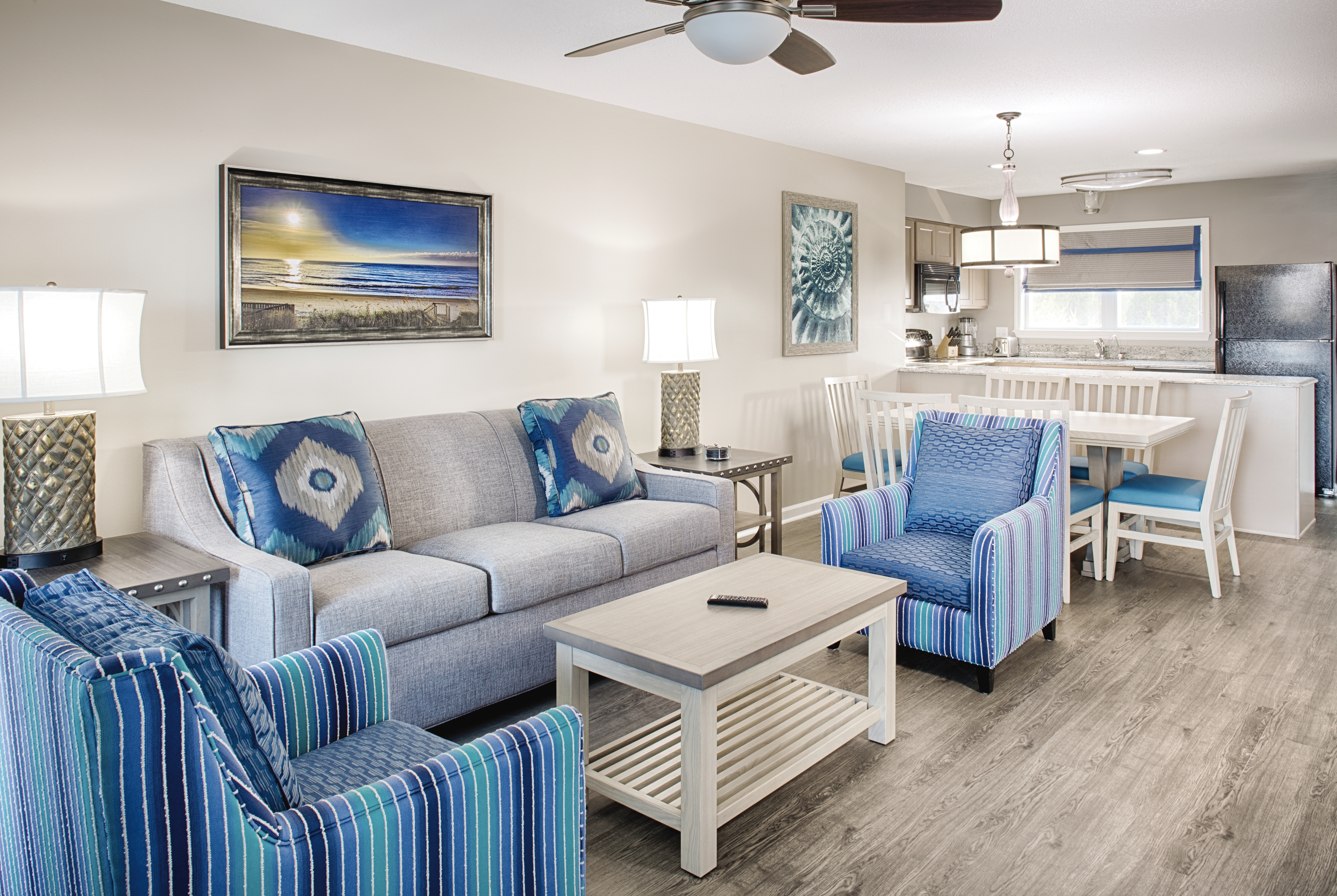 Club Wyndham Ocean Ridge suite living room in Edisto Island, South Carolina