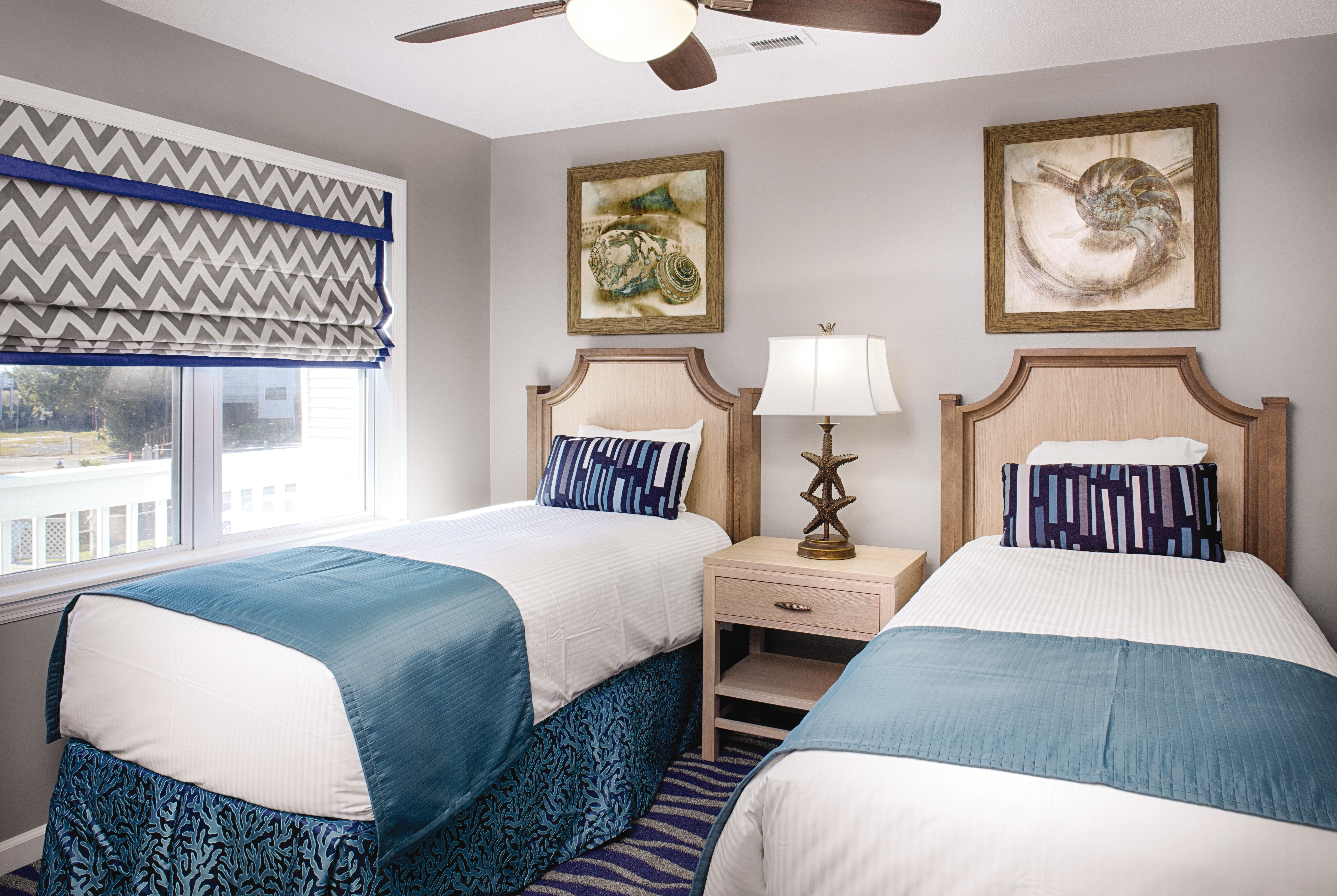 Double bed guest room at the Club Wyndham Ocean Ridge in Edisto Island, South Carolina