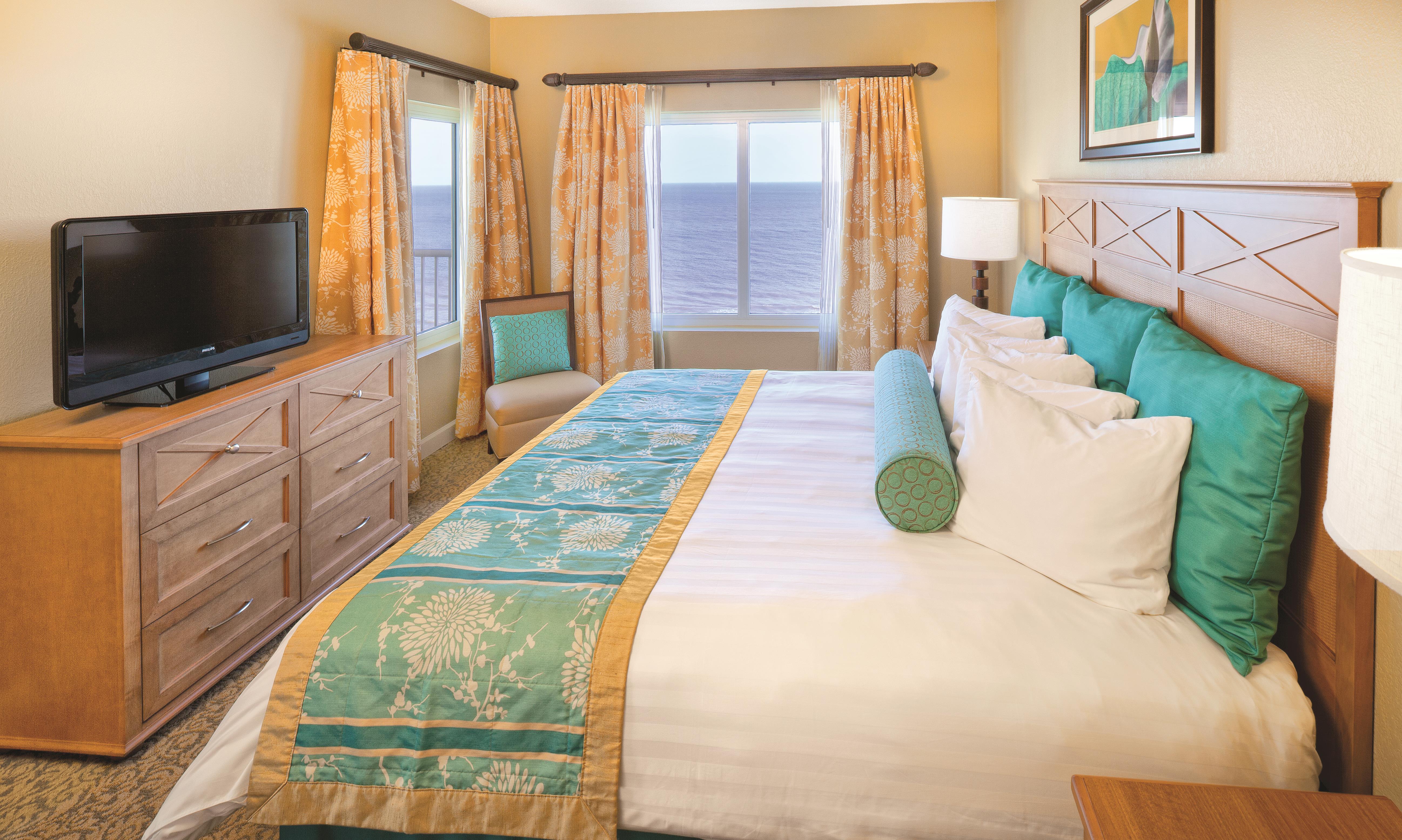 Guest room at the Club Wyndham SeaWatch Resort in Myrtle Beach, South Carolina