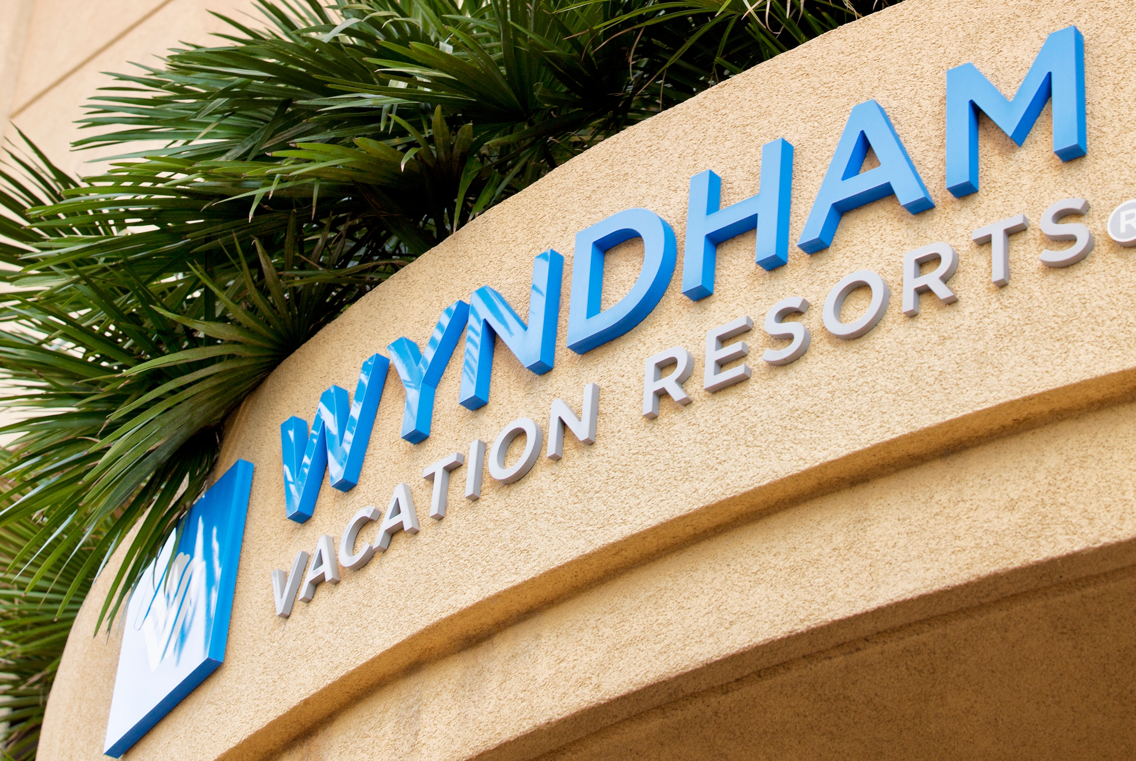 Front Exterior Image of Club Wyndham Ocean Boulevard hotel in North Myrtle Beach, South Carolina