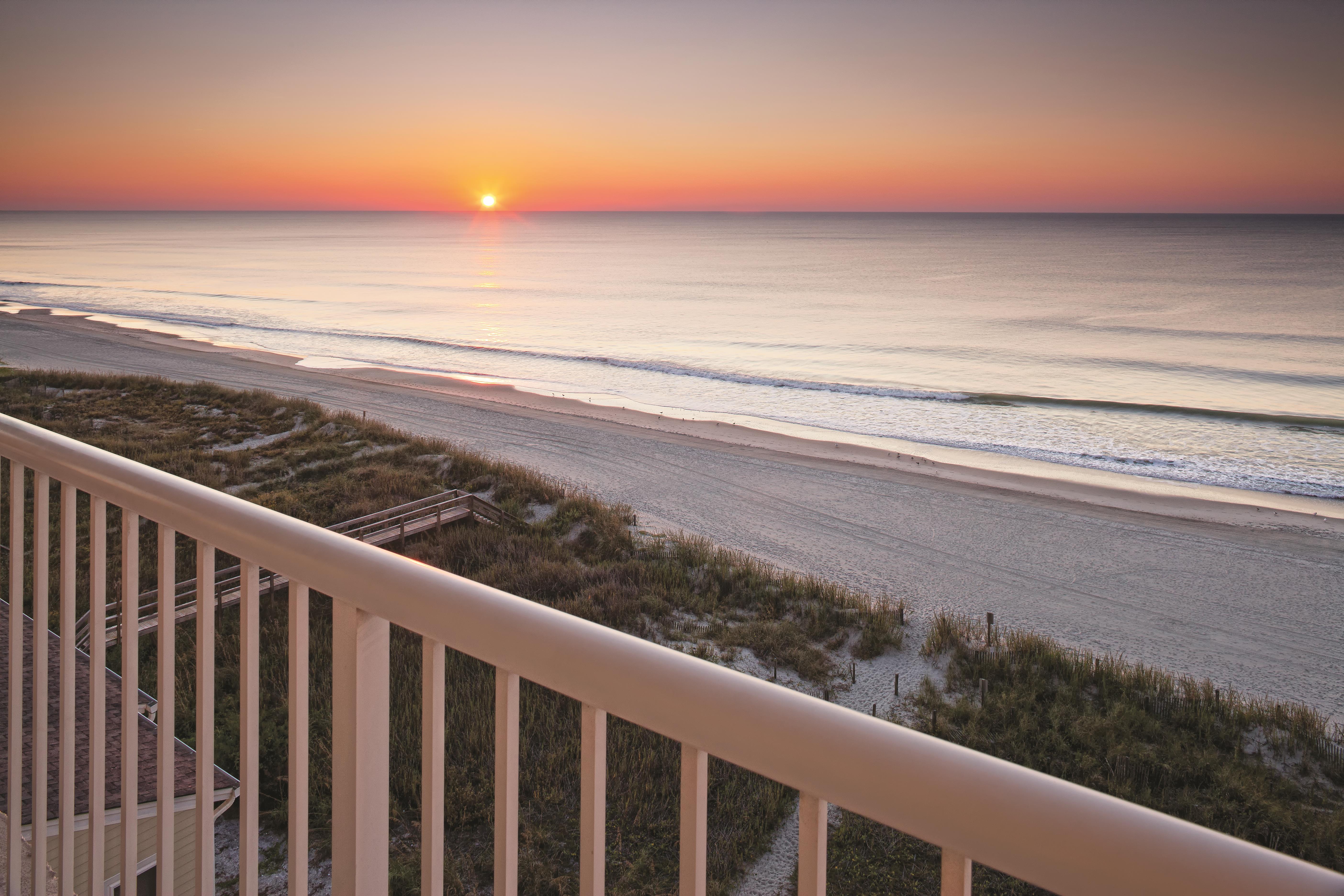 Guest room feature at the Club Wyndham Westwinds in North Myrtle Beach, South Carolina